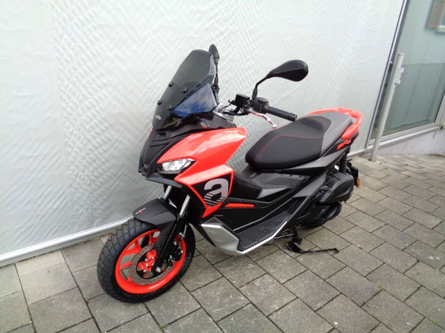 APRILIA SR GT 125 SPORT-image-8