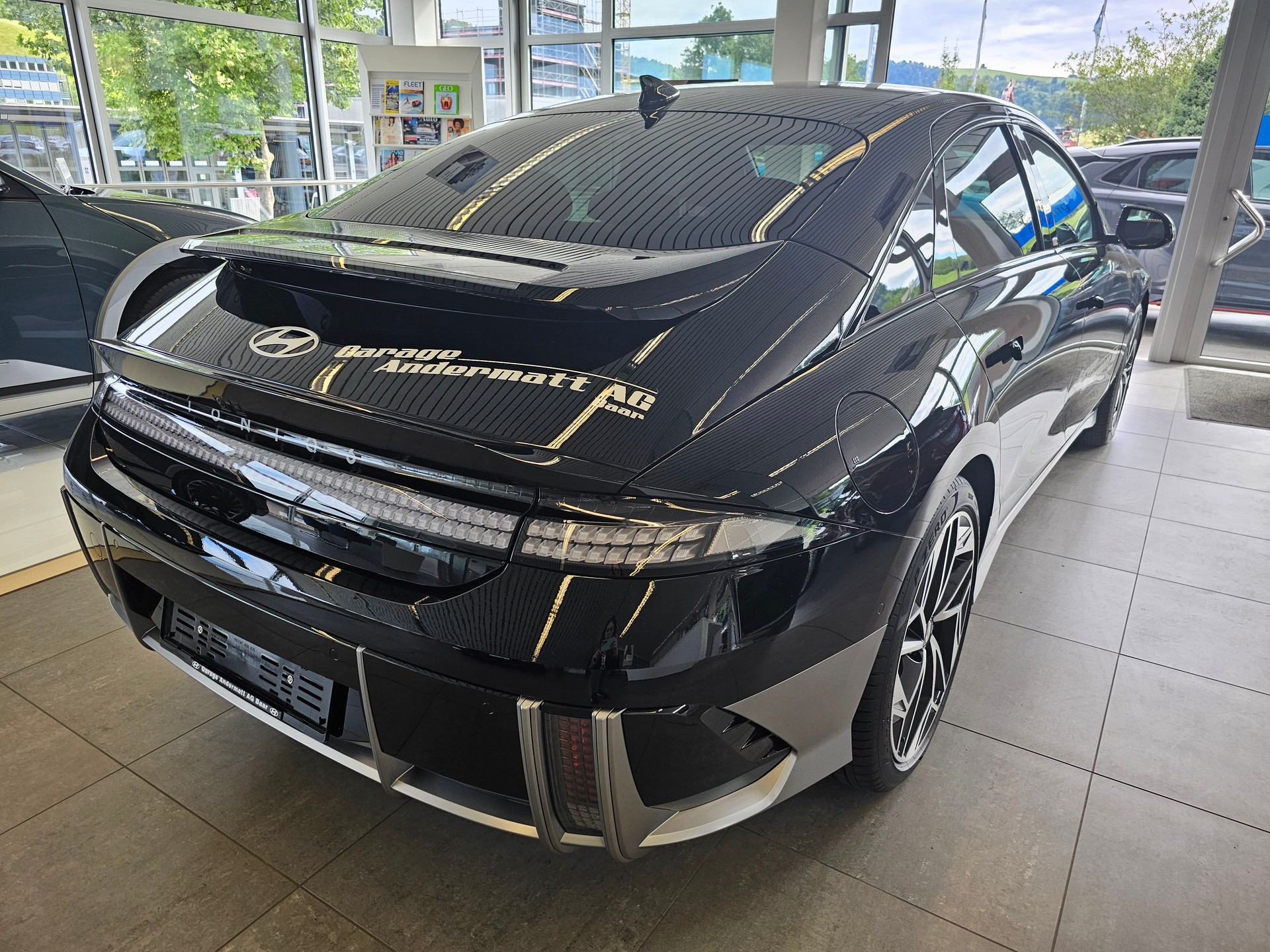 HYUNDAI Ioniq 6 77kWh Launch Edition 4WD-image-6