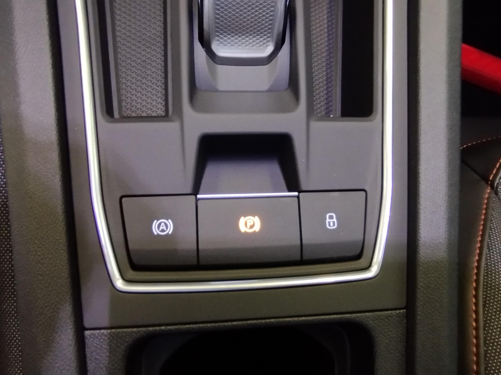 SEAT Leon ST 1.5 eTSI mHEV DSG Move FR-image-15