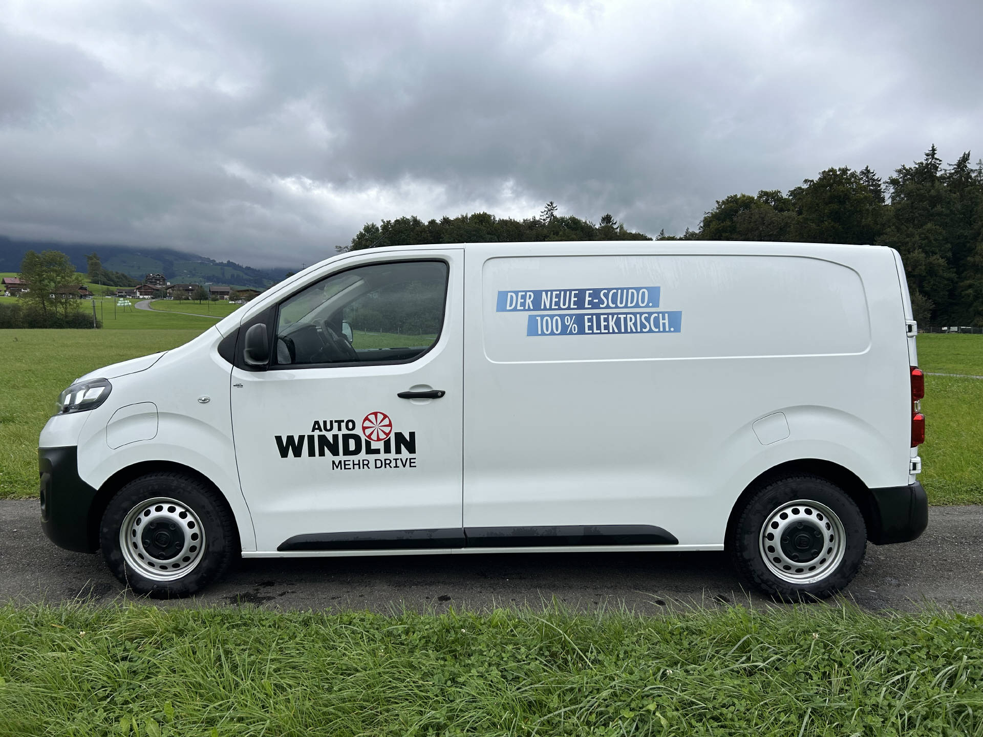FIAT E-Scudo Kaw. L2 50 kWh Lounge-image-4