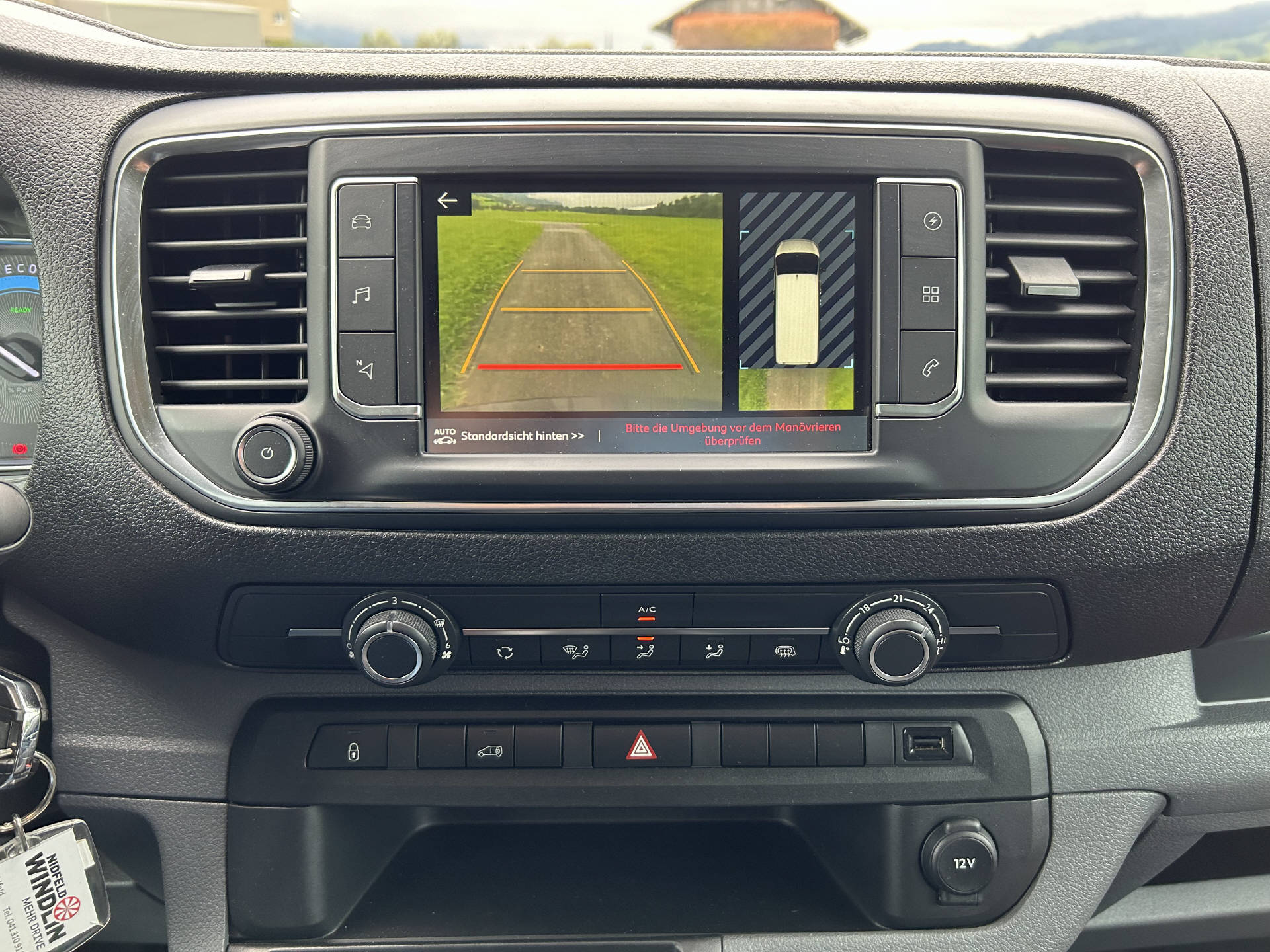 FIAT E-Scudo Kaw. L2 50 kWh Lounge-image-13