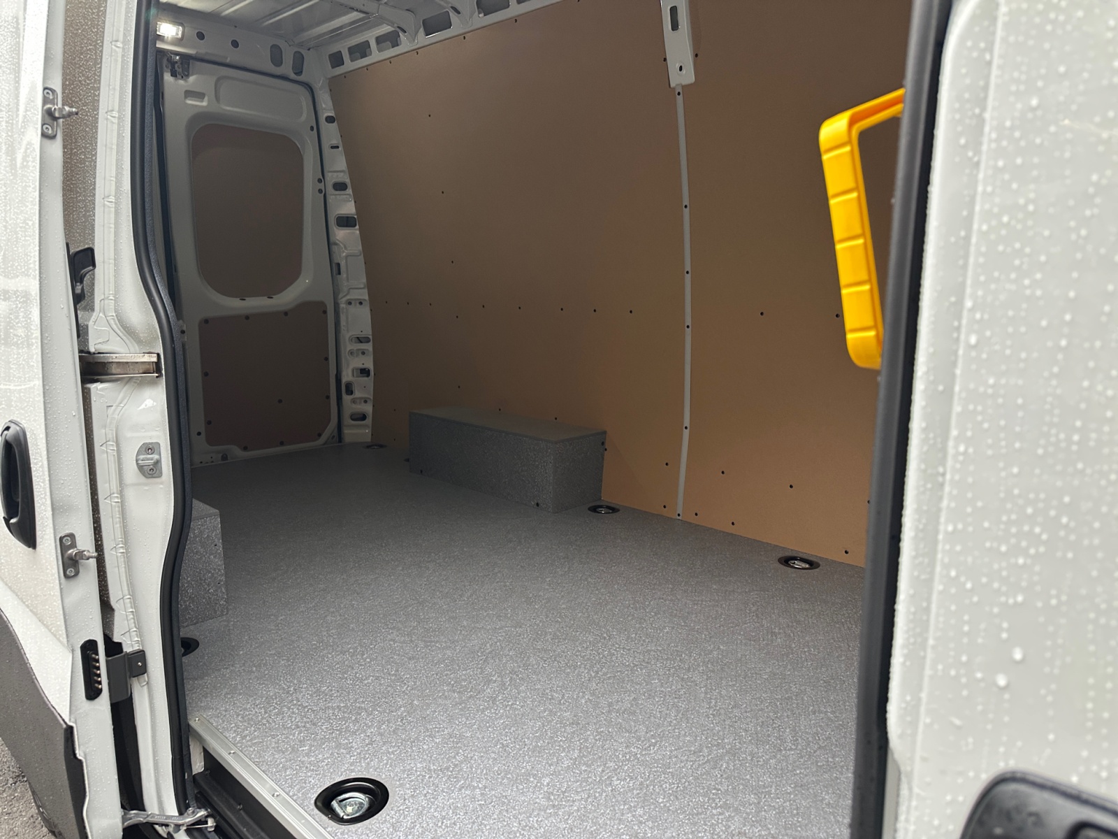 IVECO 35 S 16 A8 V-image-13