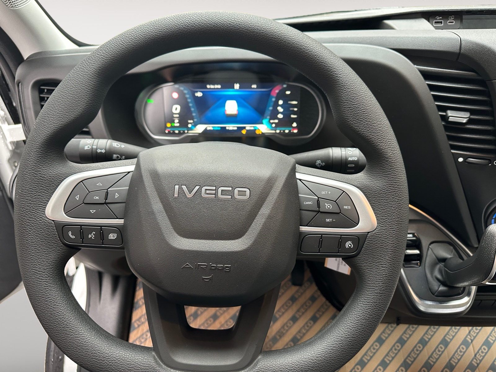 IVECO 35 S 16 A8 V-image-6