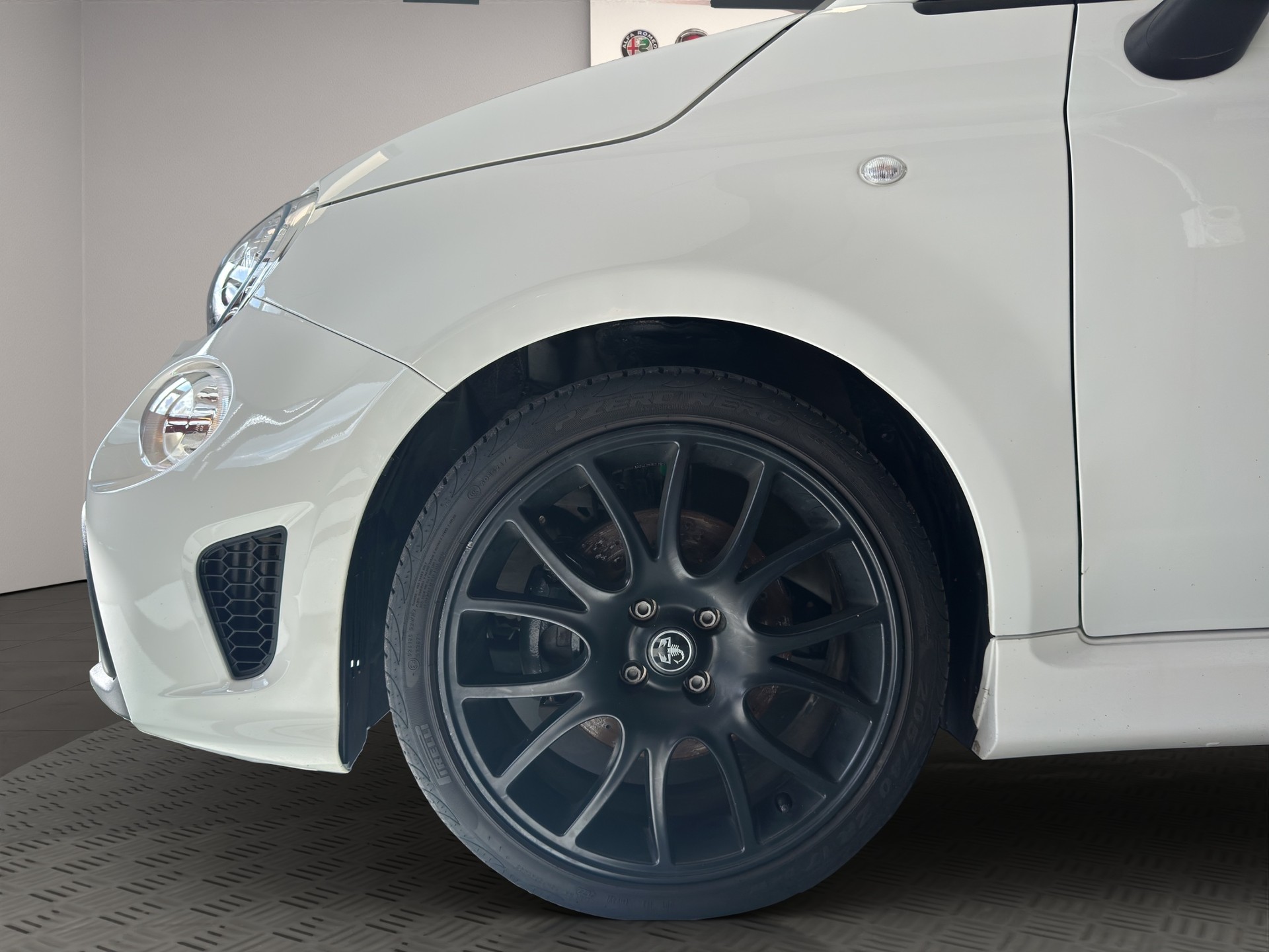 FIAT 595 1.4 16V Turbo Abarth 595 Premium-image-6