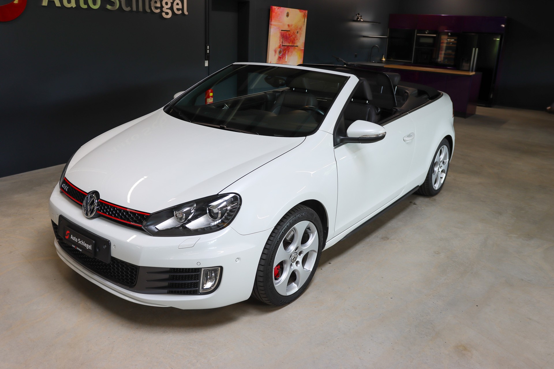 VW Golf Cabrio 2.0 TSI GTI DSG-image-7