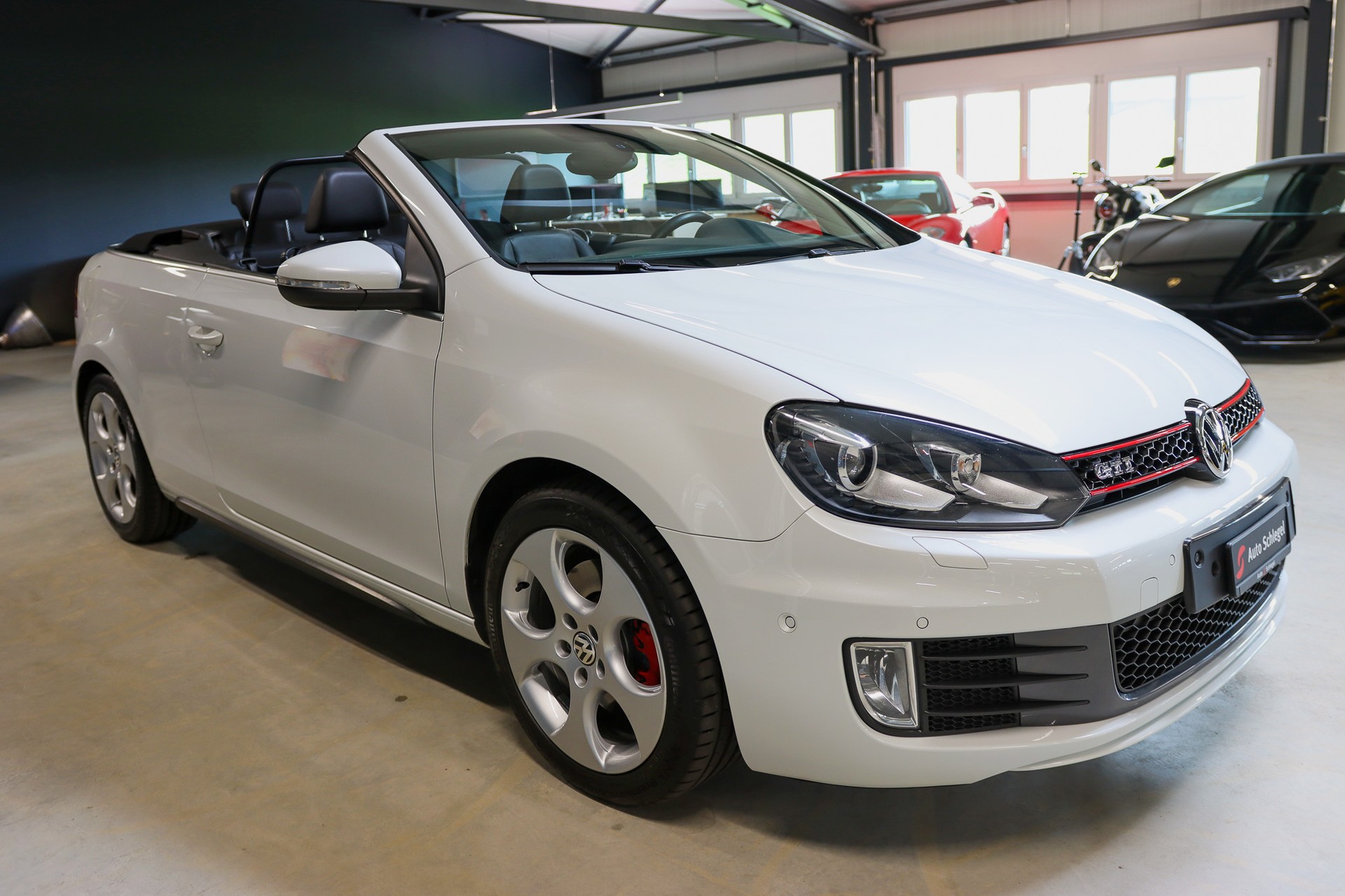 VW Golf Cabrio 2.0 TSI GTI DSG-image-9
