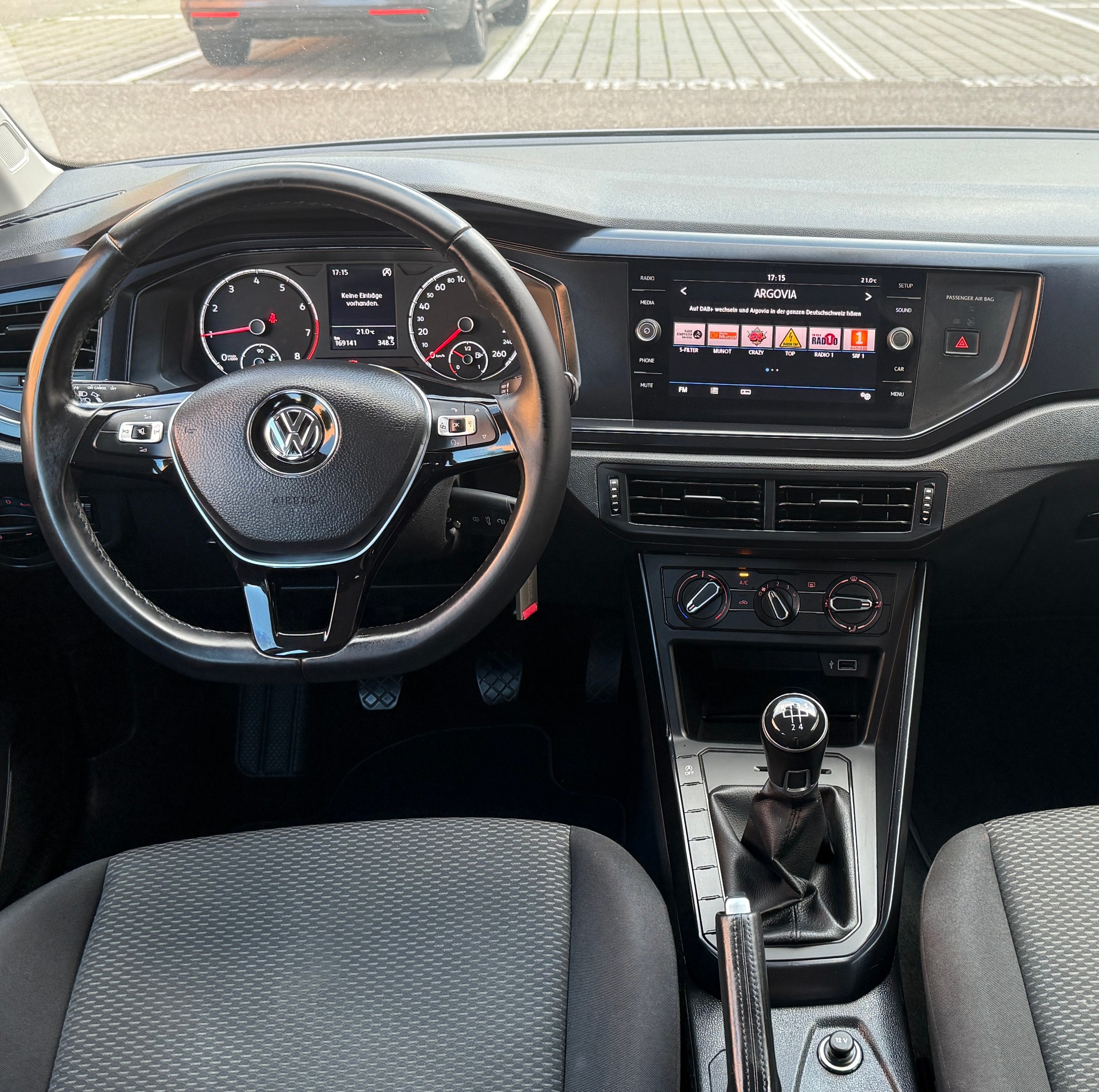 VW Polo 1.0 BMT Trendline-image-7