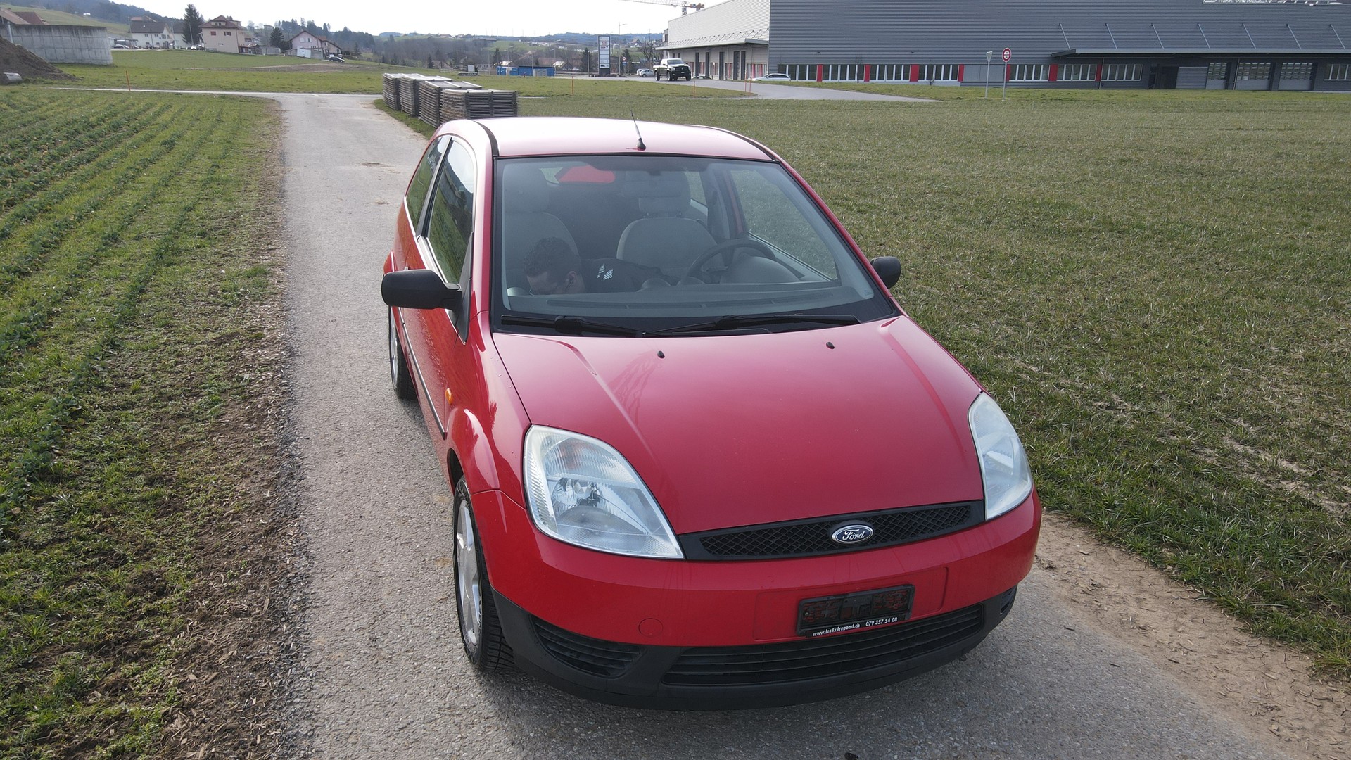 FORD Fiesta 1.4 limitée à 30km/h-image-2