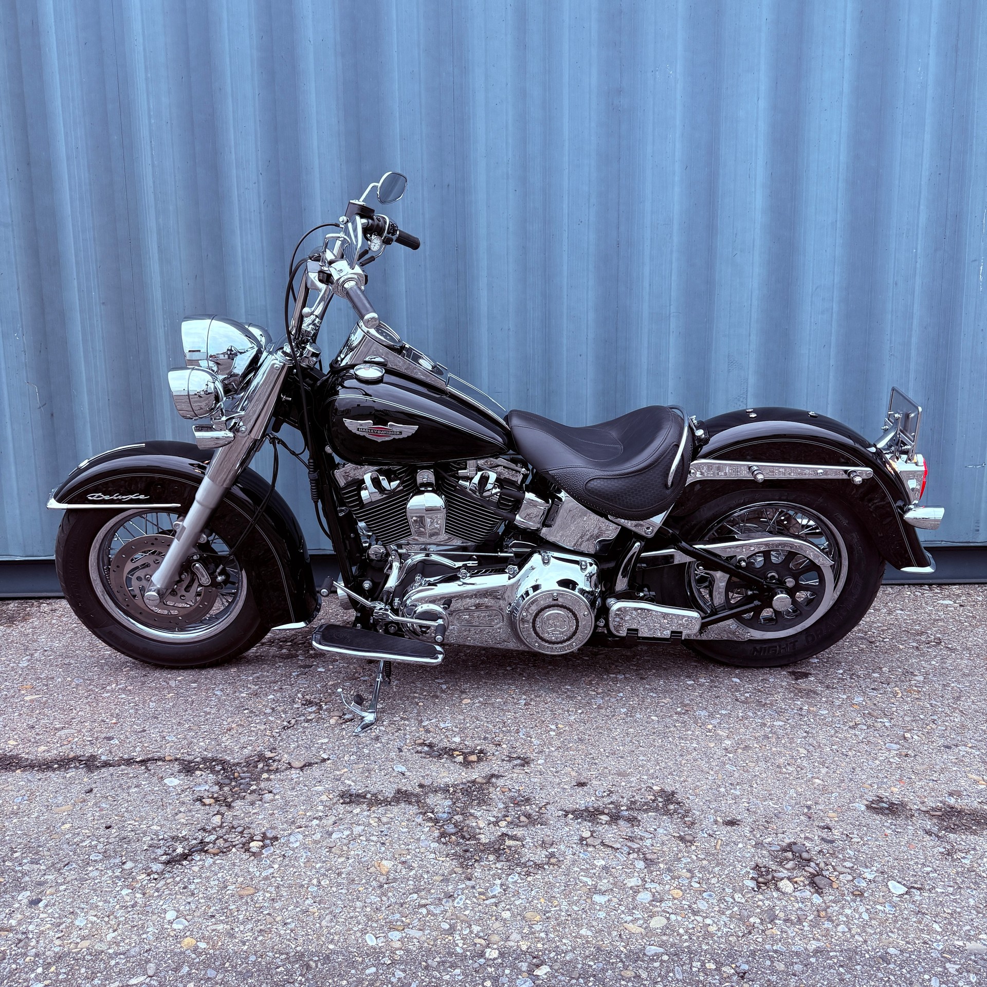 HARLEY-DAVIDSON FLSTN Softail Deluxe ABS-image-2