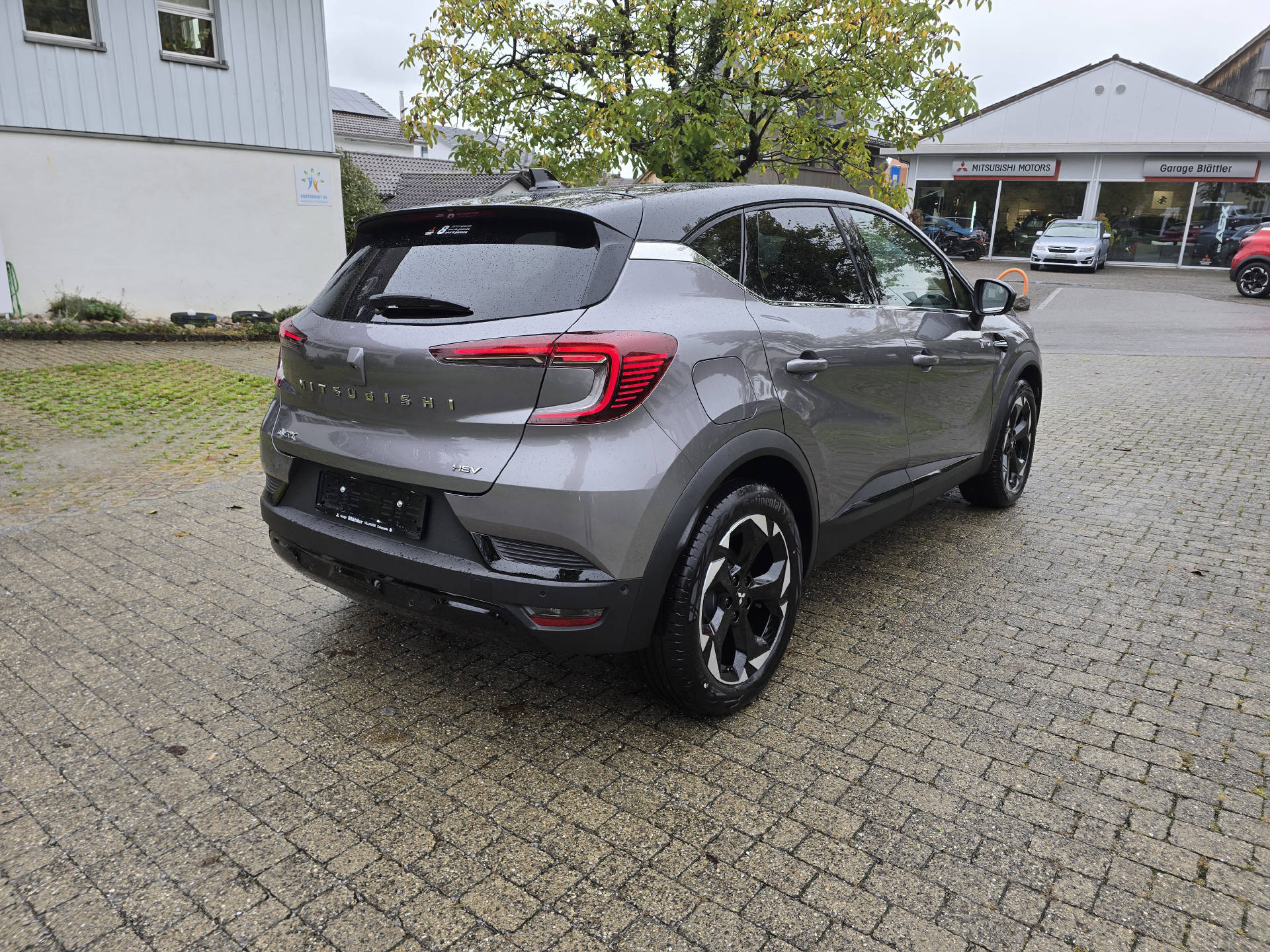 MITSUBISHI ASX 1.8 HEV Instyle-showroom-element-2