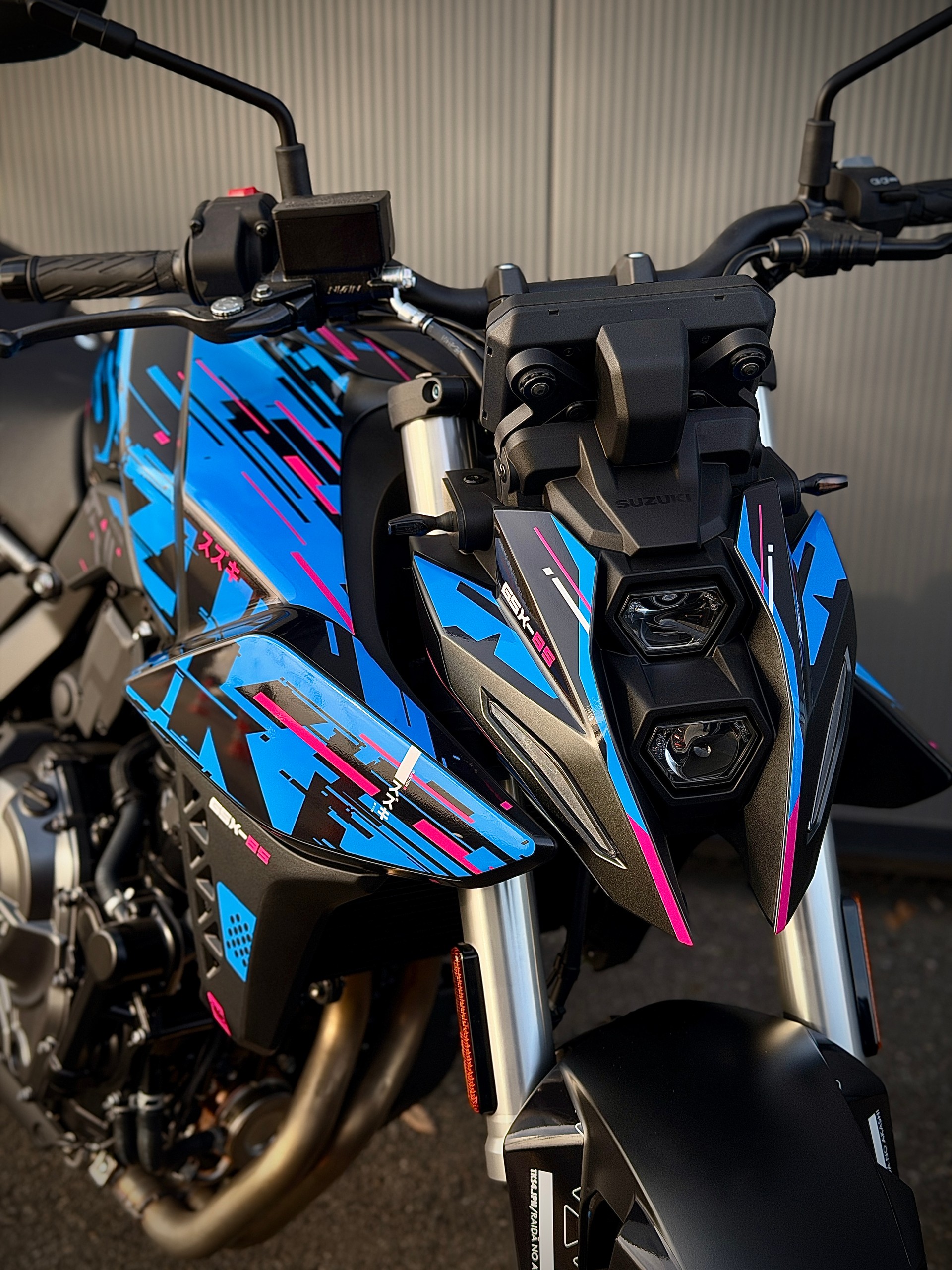SUZUKI GSX-8S MY23 RACE EDITION-image-2