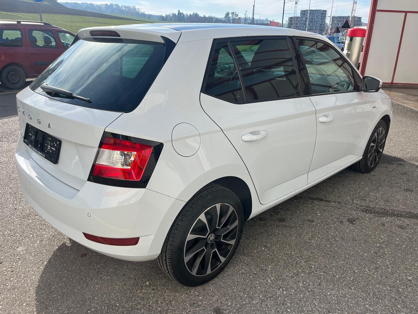 SKODA Fabia 1.0 TSI Ambition-image-2