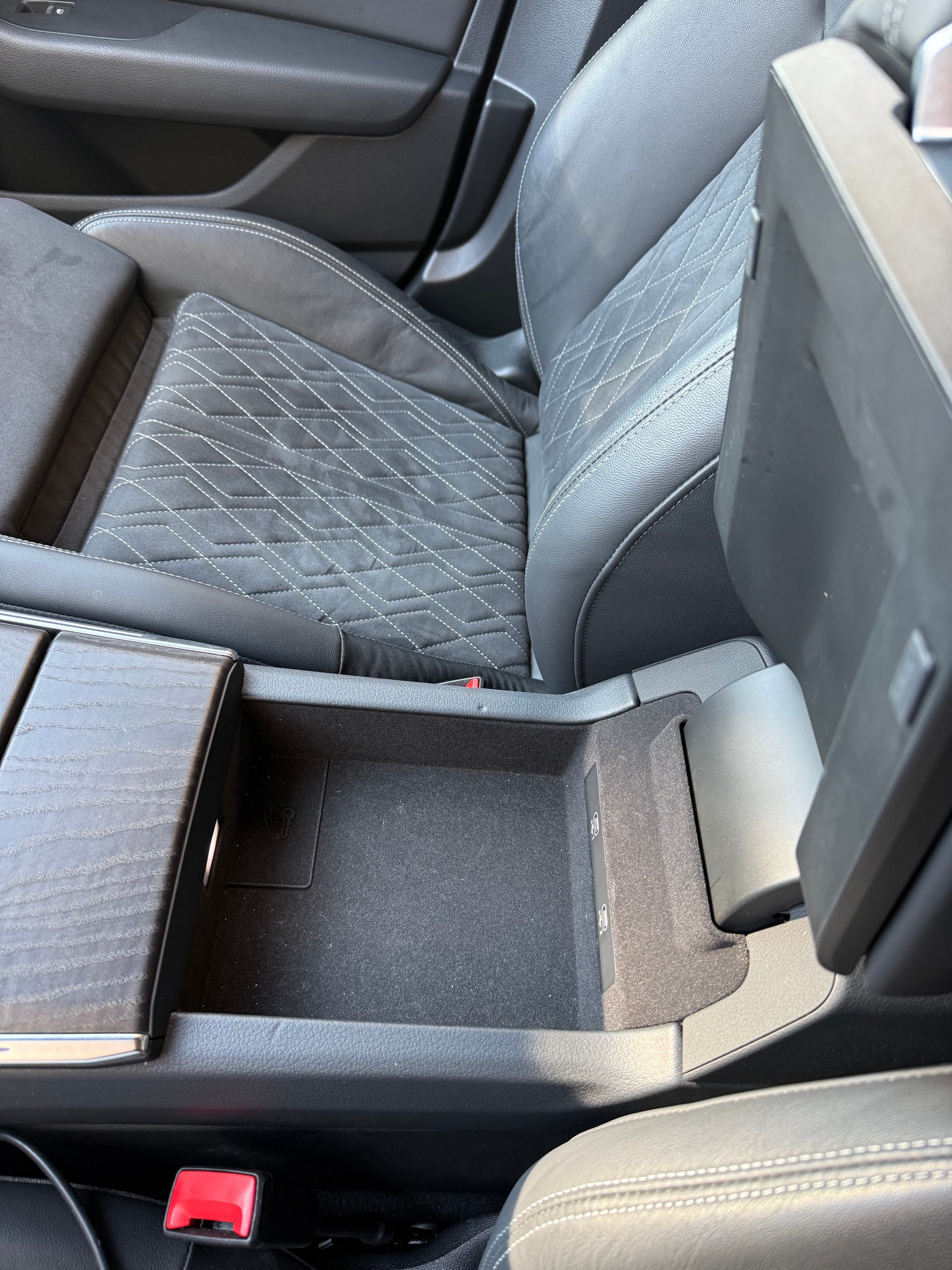 AUDI S7 Sportback TDI quattro S-tronic-image-11