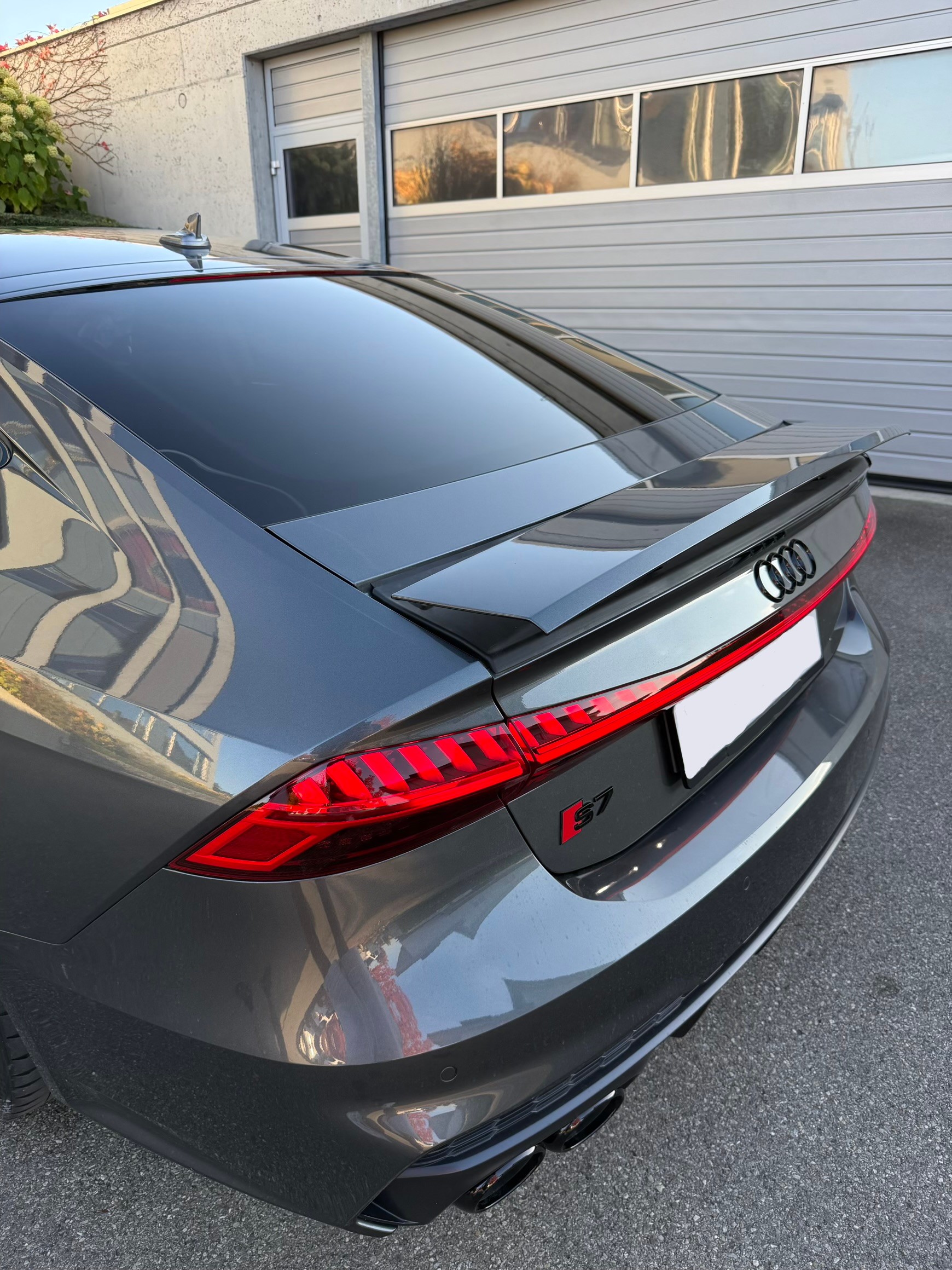 AUDI S7 Sportback TDI quattro S-tronic-image-3
