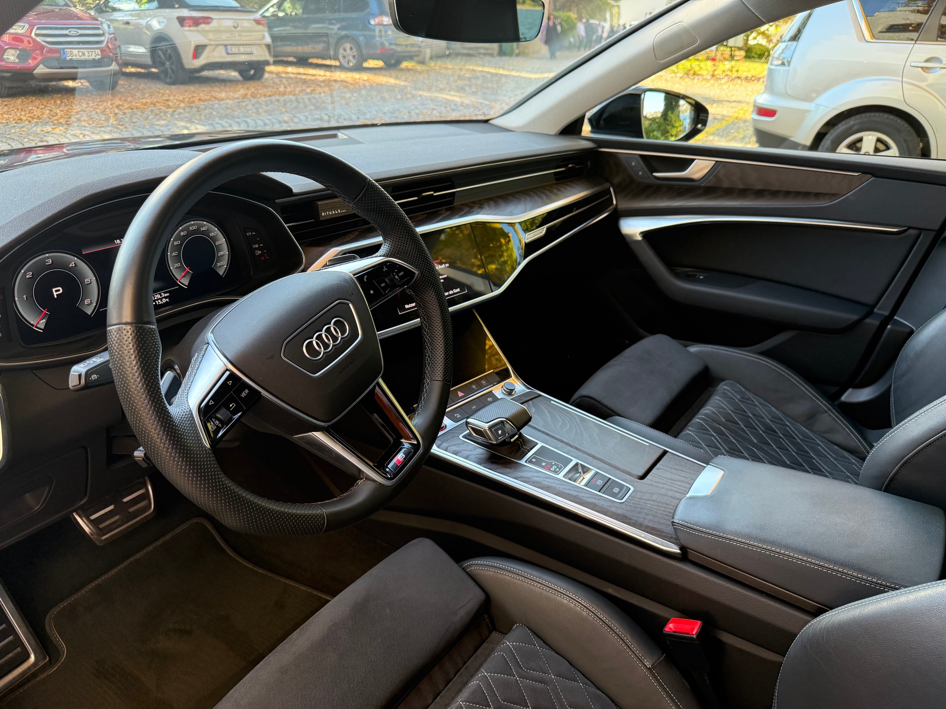 AUDI S7 Sportback TDI quattro S-tronic-image-4