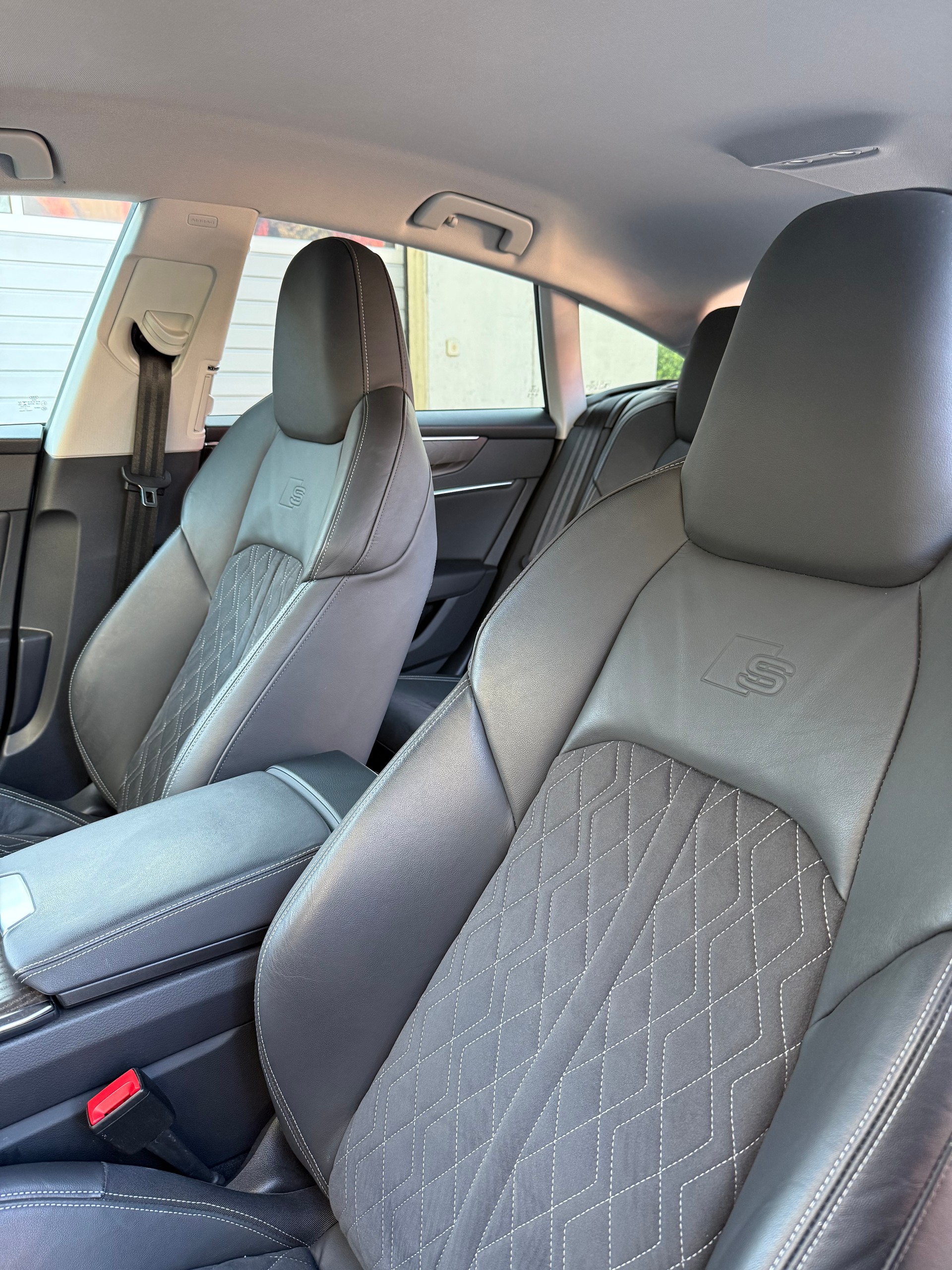 AUDI S7 Sportback TDI quattro S-tronic-image-10