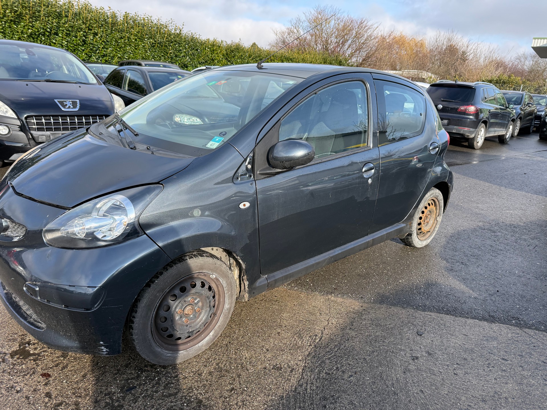 TOYOTA Aygo 1.0 Linea Sol-image-1