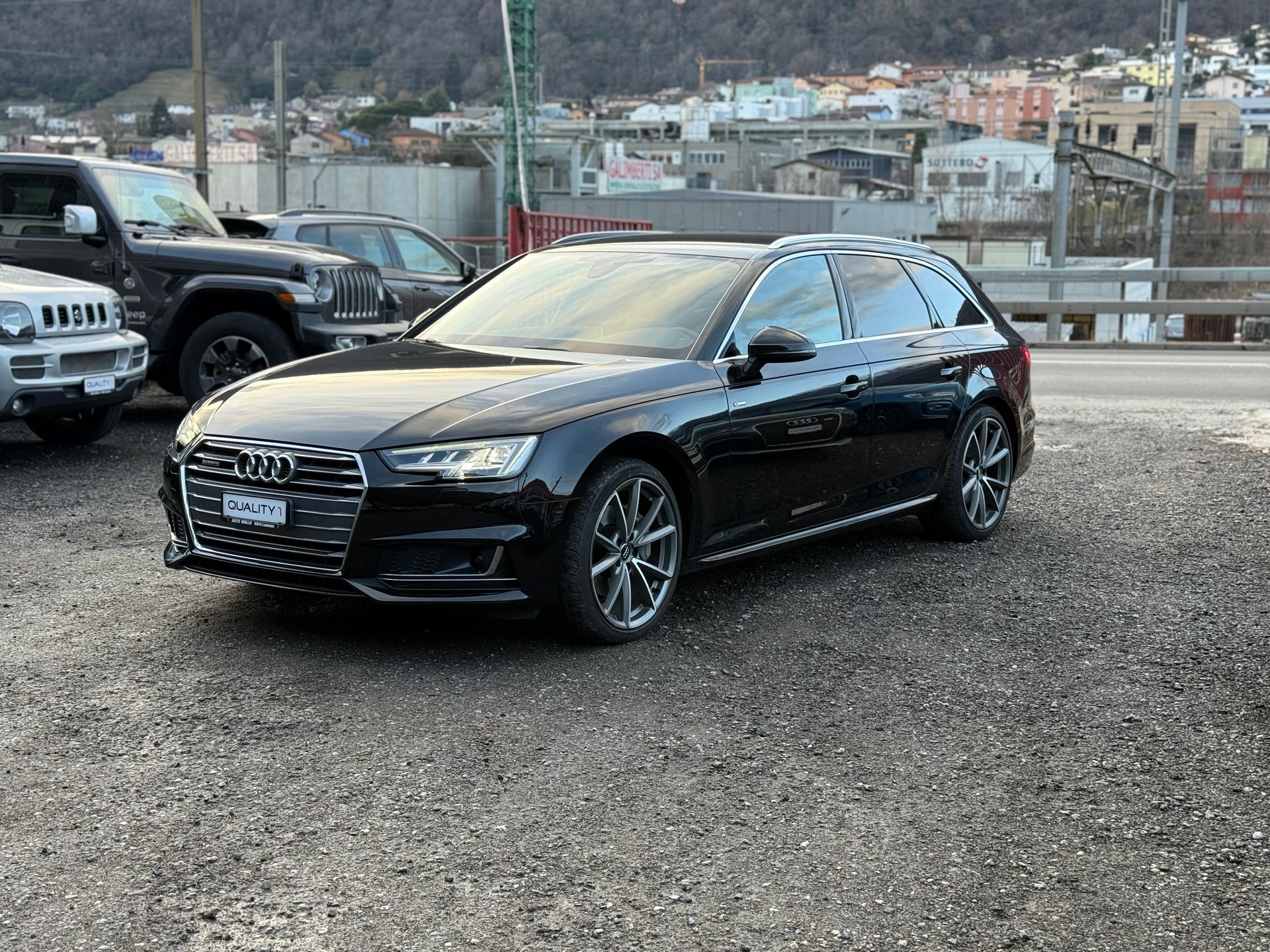 AUDI A4 AVANT 2.0 TDI S-LINE QUATTRO S-TRONIC-image-2