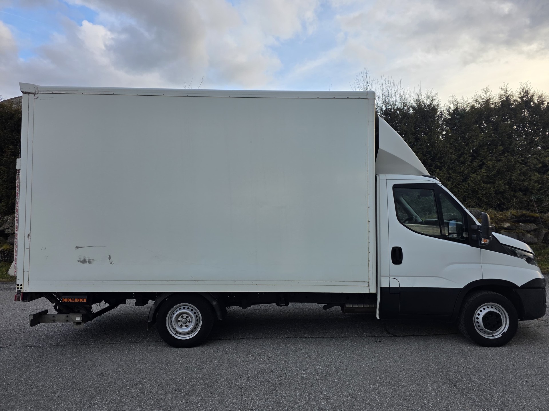 IVECO 35S17 3.0 Diesel Euro5 Caisse déménagement-image-9