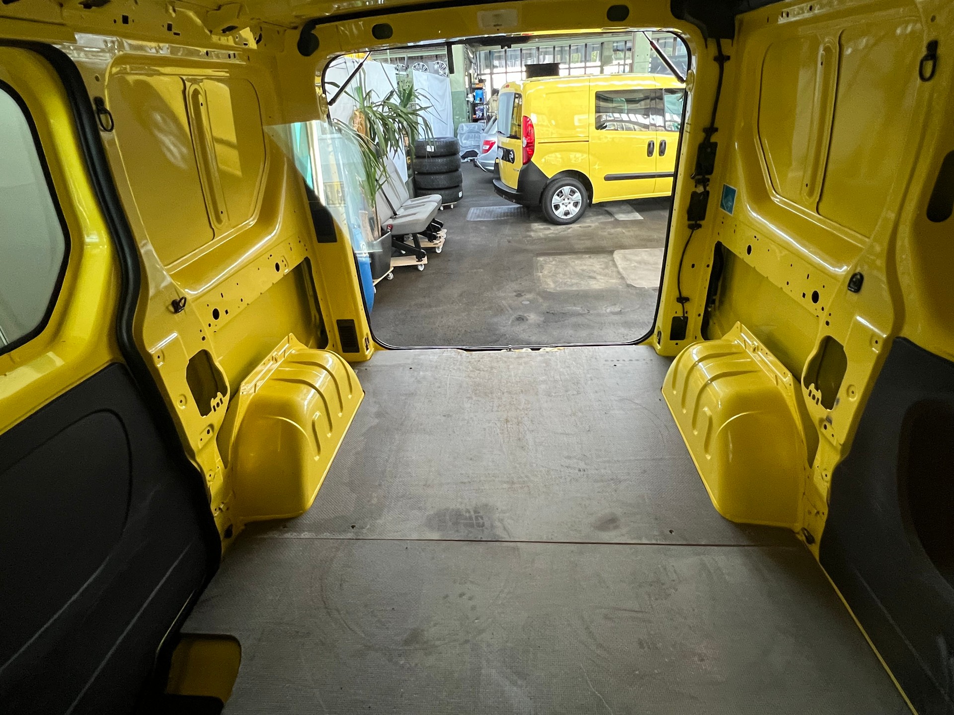 OPEL Vivaro B1.6 CDTI-image-10