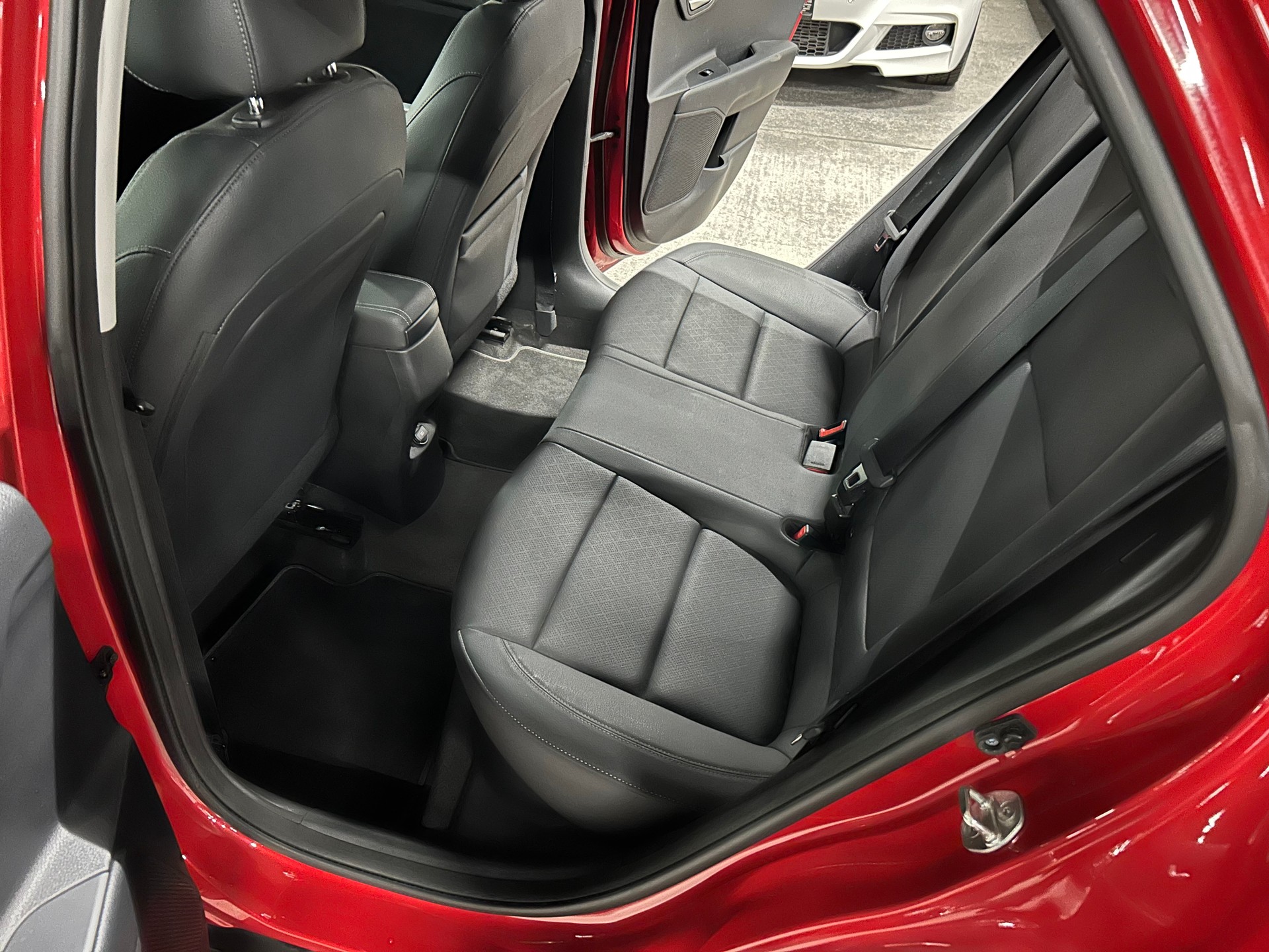 KIA Stonic 1.0 T-GDi-image-13