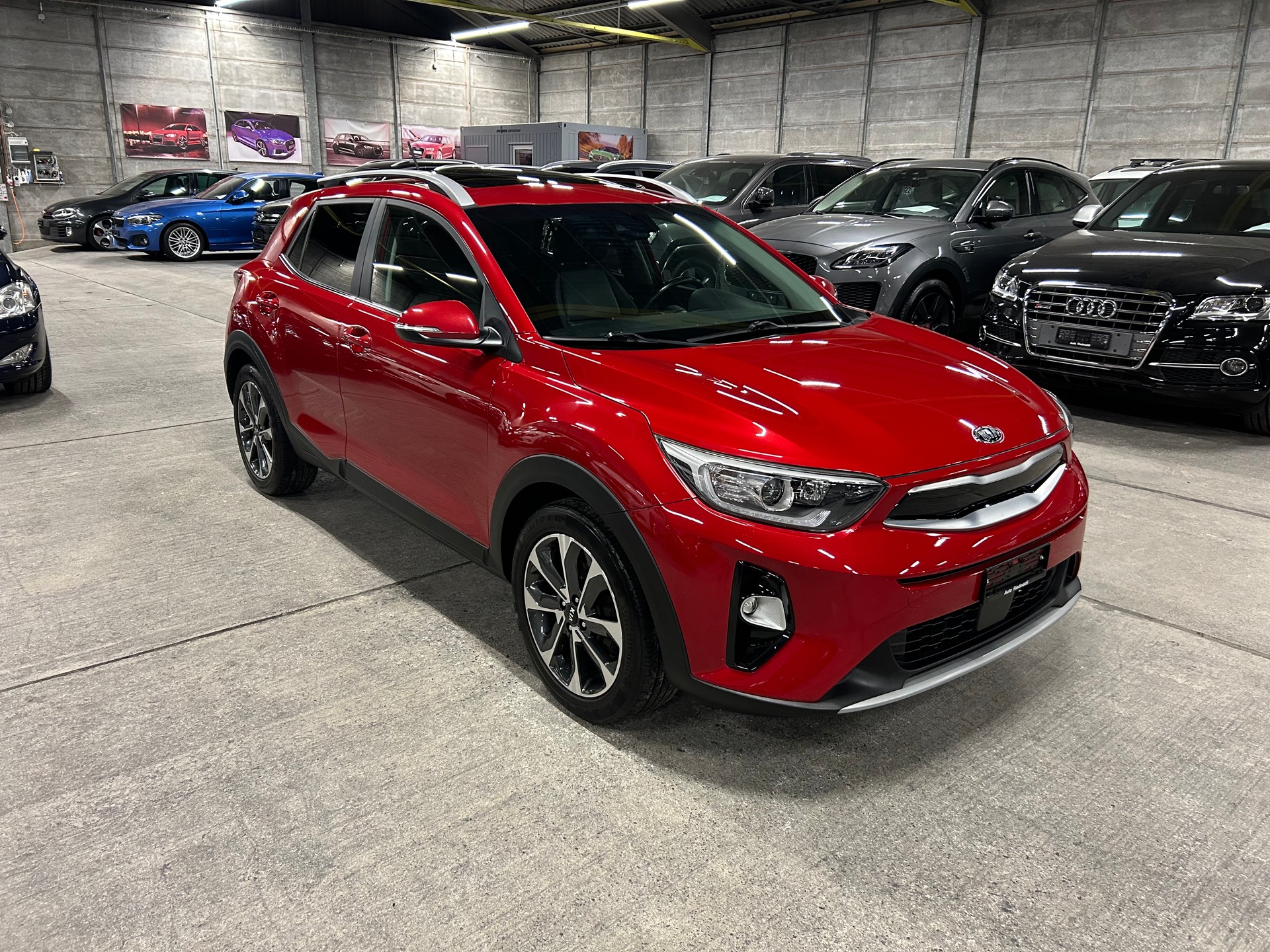 KIA Stonic 1.0 T-GDi-showroom-element-1