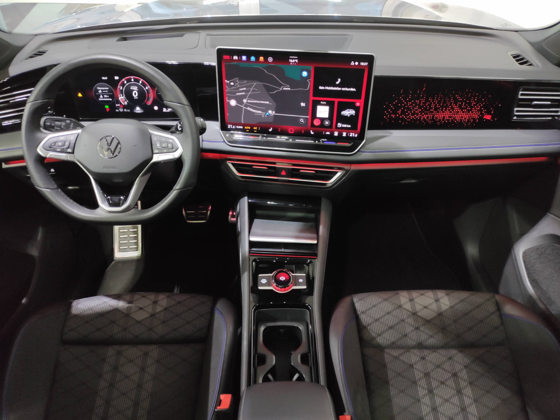 VW Tiguan 2.0 TSI R-Line Black-Style DSG 4motion-image-12