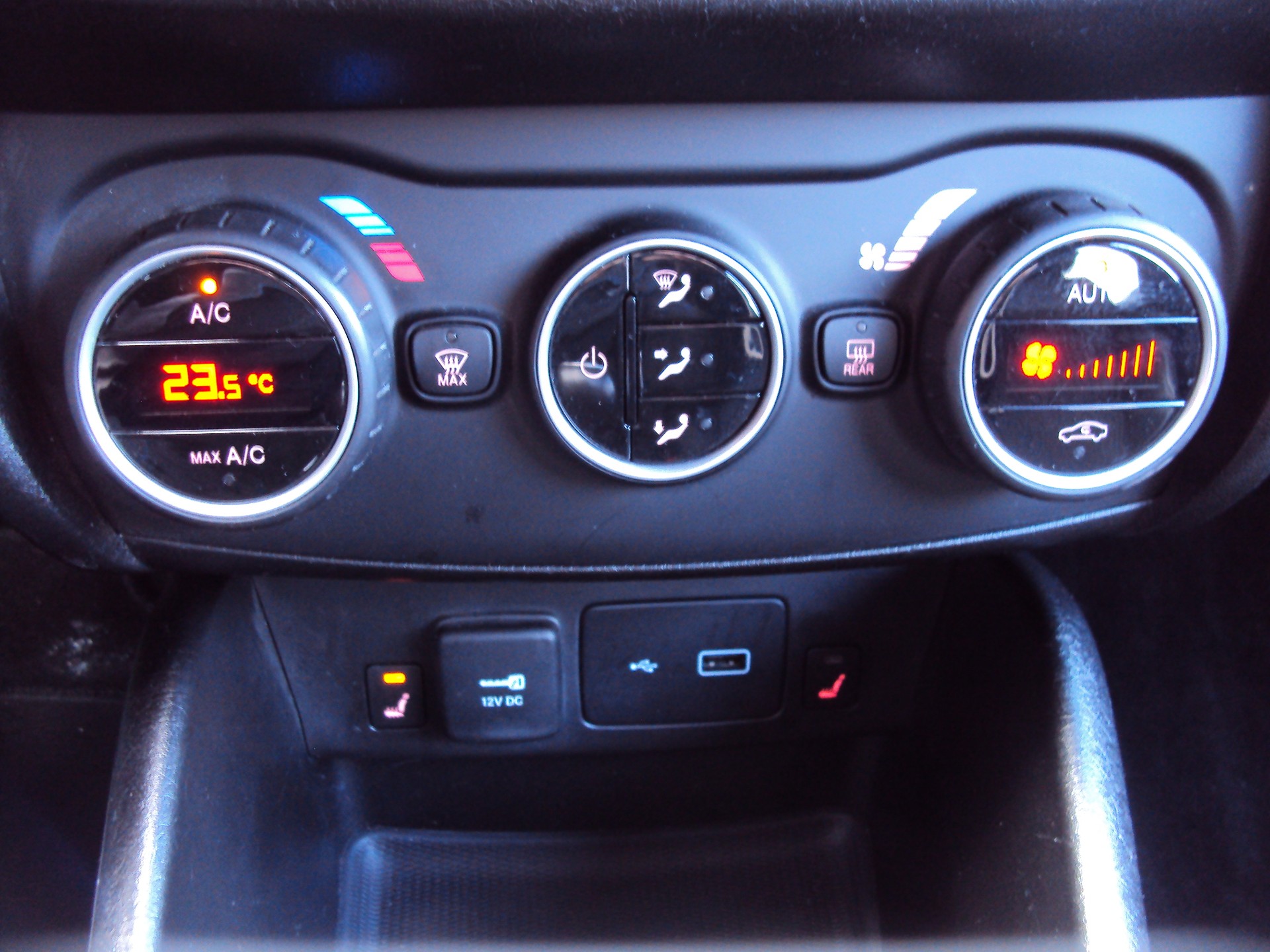 FIAT Tipo 1.4TJet Station Wagon Lounge-image-10