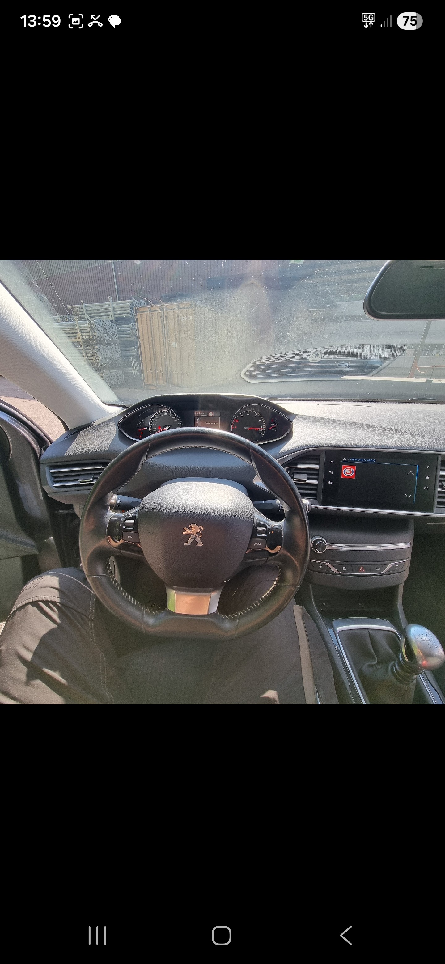 PEUGEOT 308 1.2 Pure Tech Allure-image-7