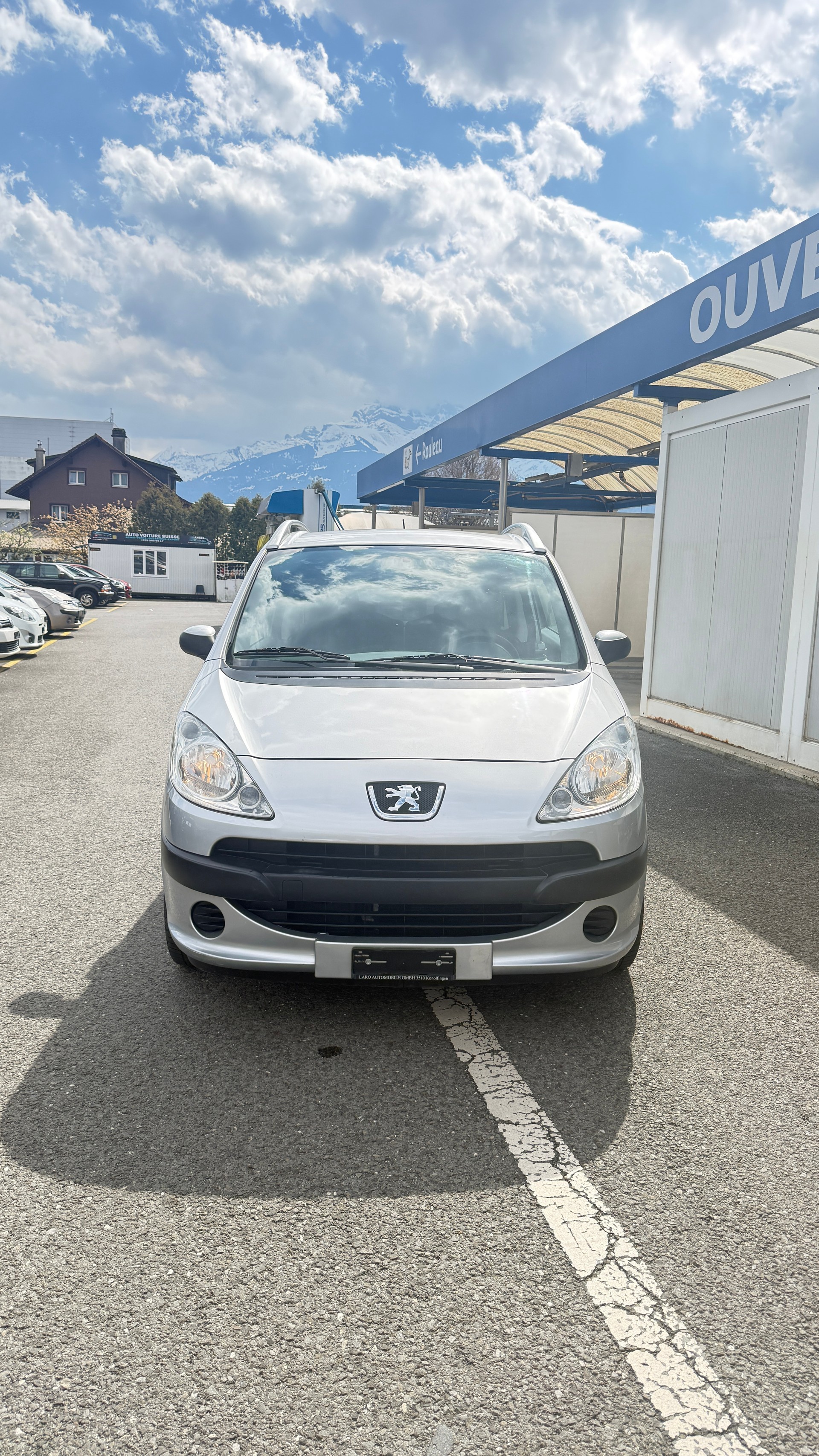 PEUGEOT 1007 1.4 Urban-image-2