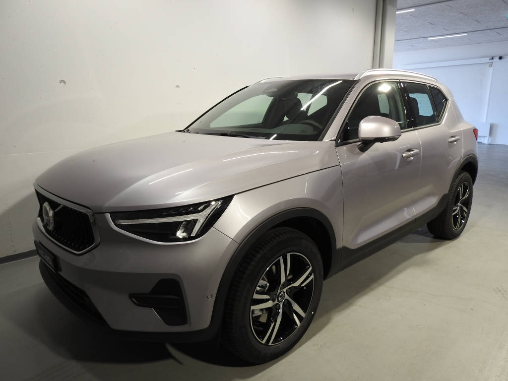 VOLVO XC40 2.0 B3 MH Core