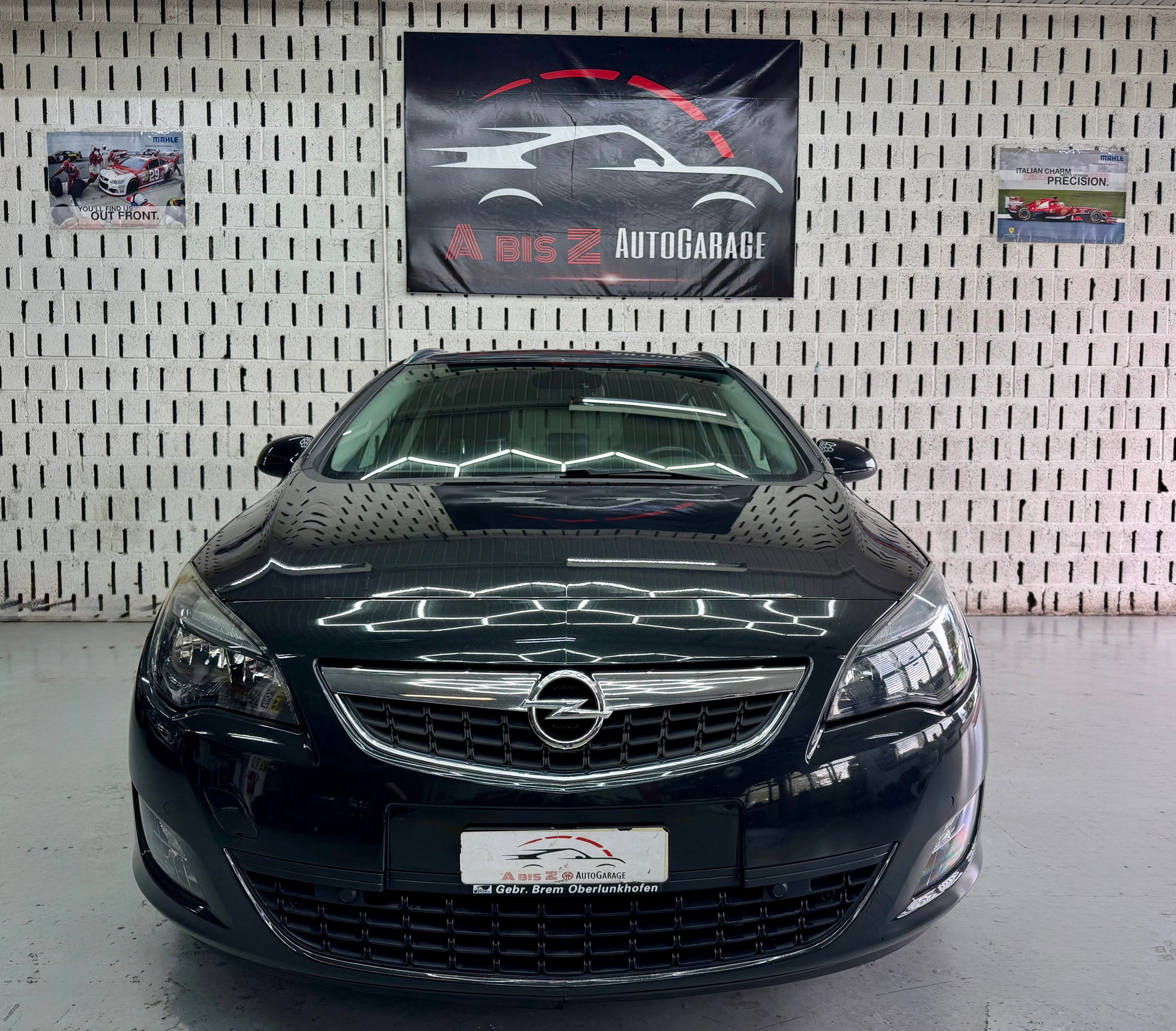 OPEL Astra SportsTourer 1.4i 16V Turbo Cosmo Automatic-image-1