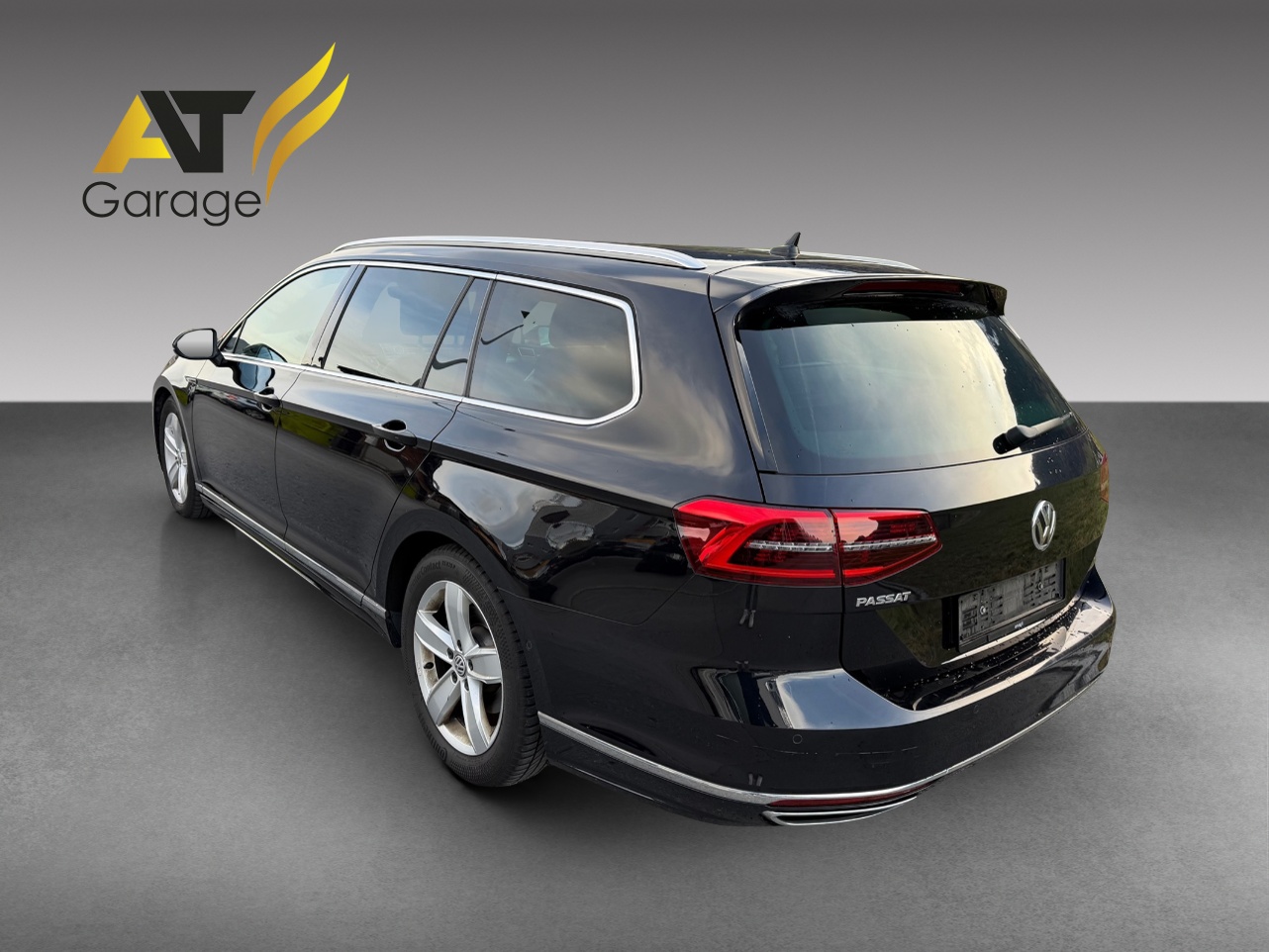 VW Passat Variant 2.0 TDI BMT Highline DSG 4Motion-showroom-element-3