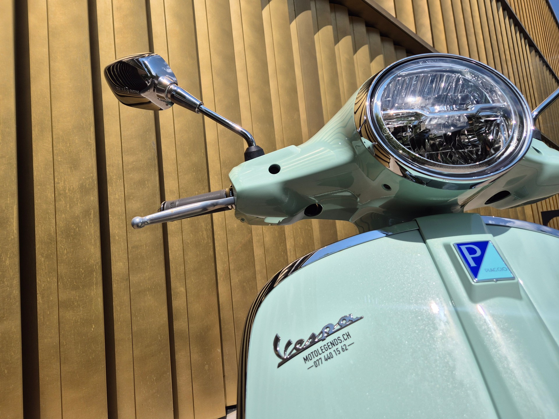 PIAGGIO Vespa GTS 125-image-8