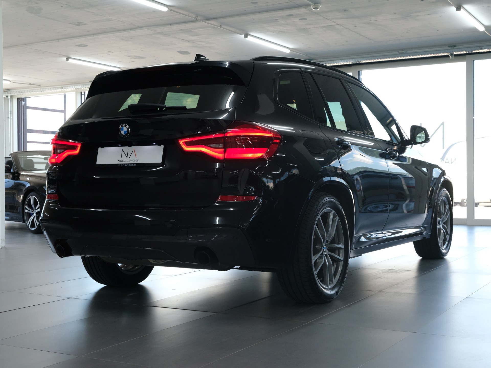 BMW X3 xDrive 30e Luxury Line *Panorama* *Anhängerkupplung* *360 Kamera*-image-8