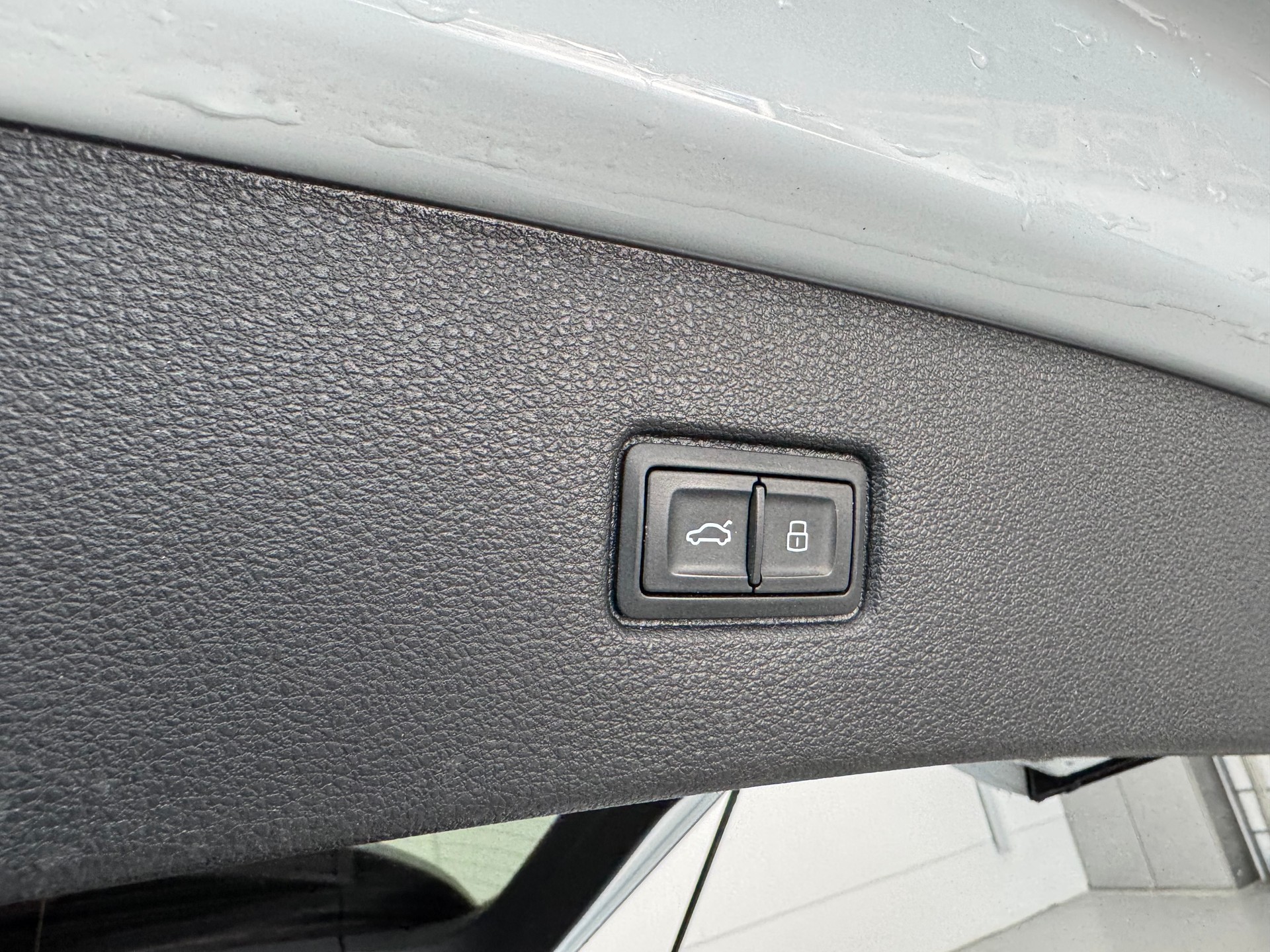 AUDI SQ7 TFSI quattro tiptronic-image-29