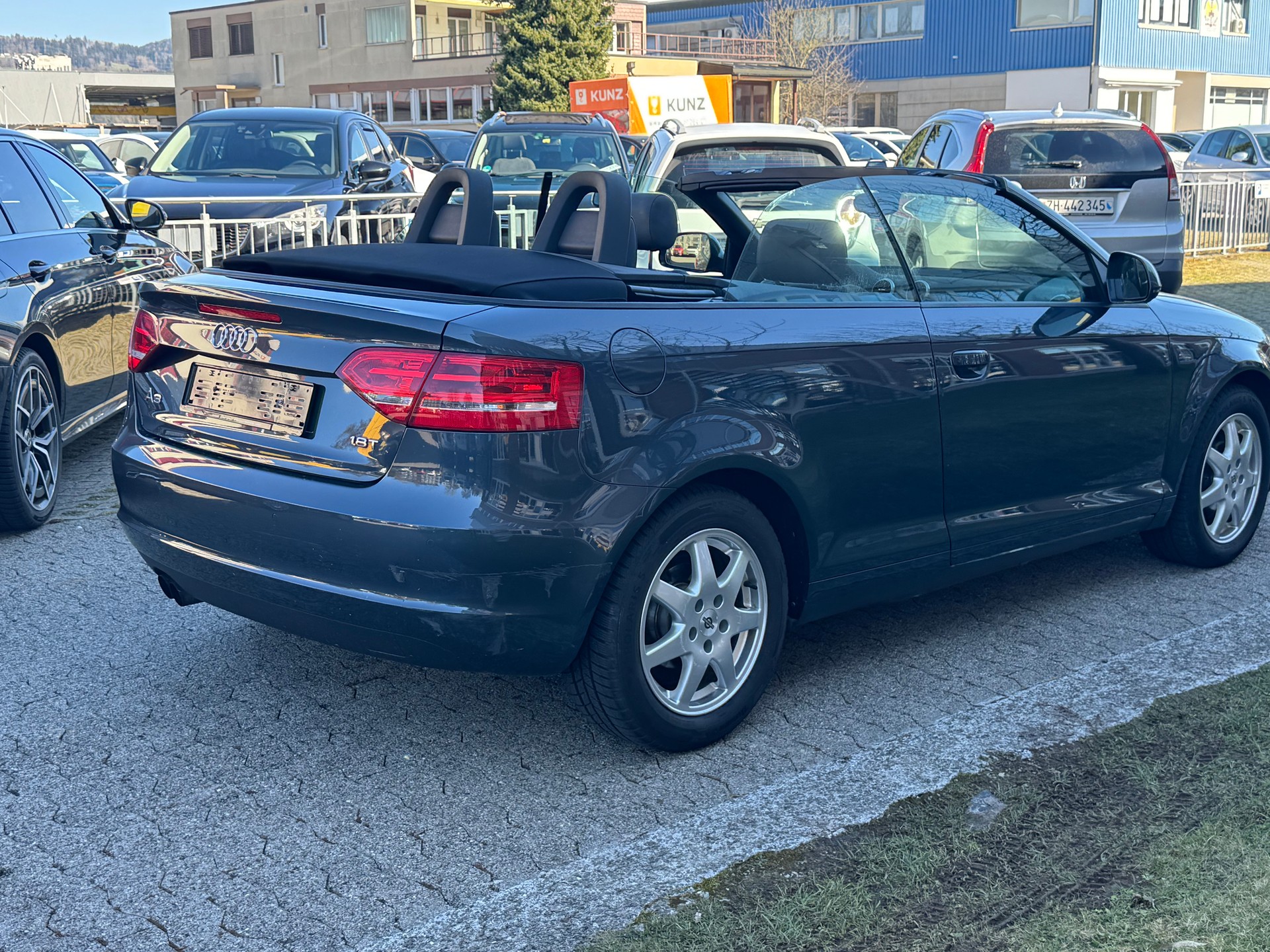 AUDI A3 Cabriolet 1.8 TFSI Sunshine-image-4