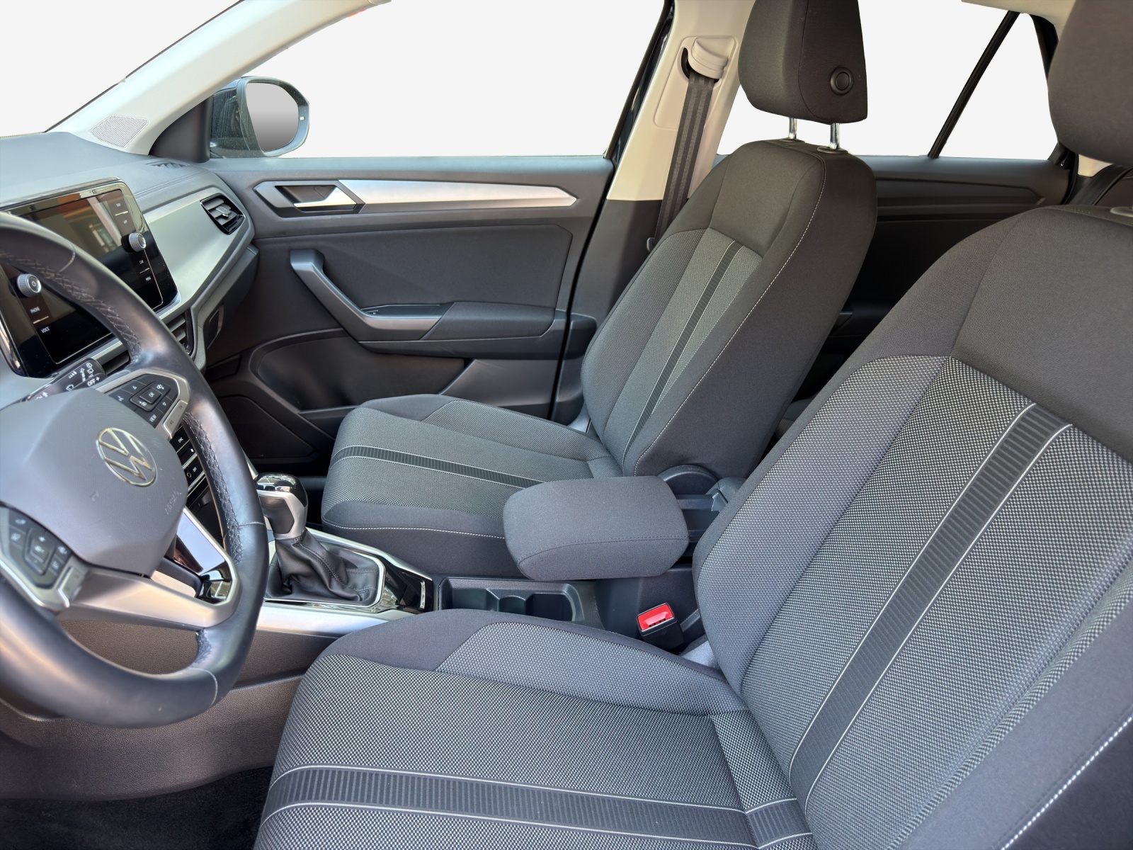 VW T-Roc 1.5 TSI EVO Life DSG-image-7