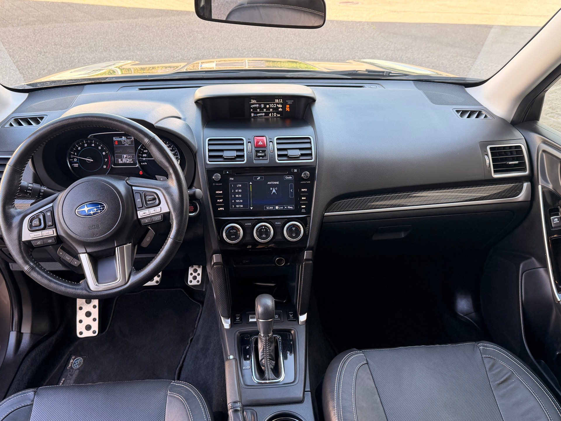 SUBARU Forester 2.0i Executive Lineartronic-image-4