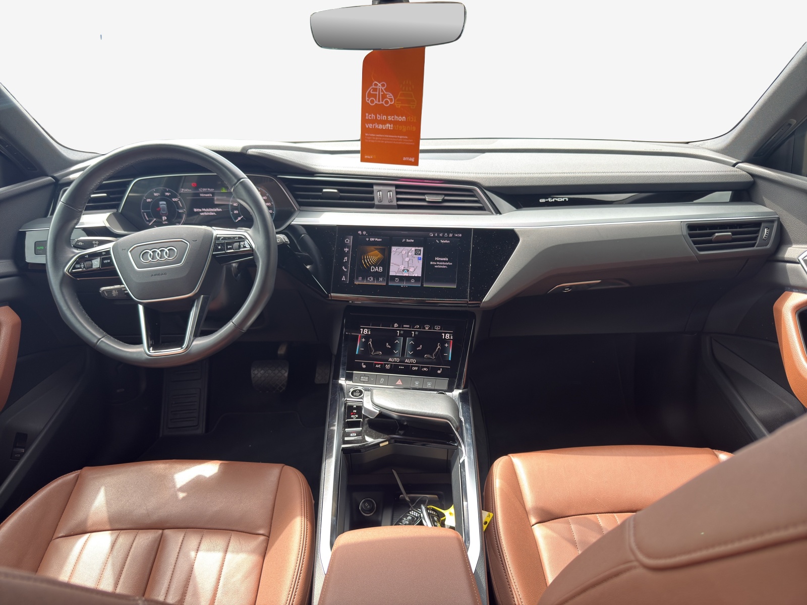 AUDI e-tron 55 Advanced quattro-image-8