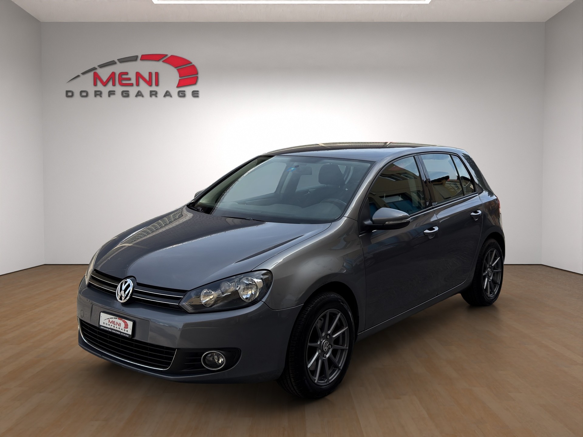 VW Golf 2.0 TDI Highline 4Motion-image-2