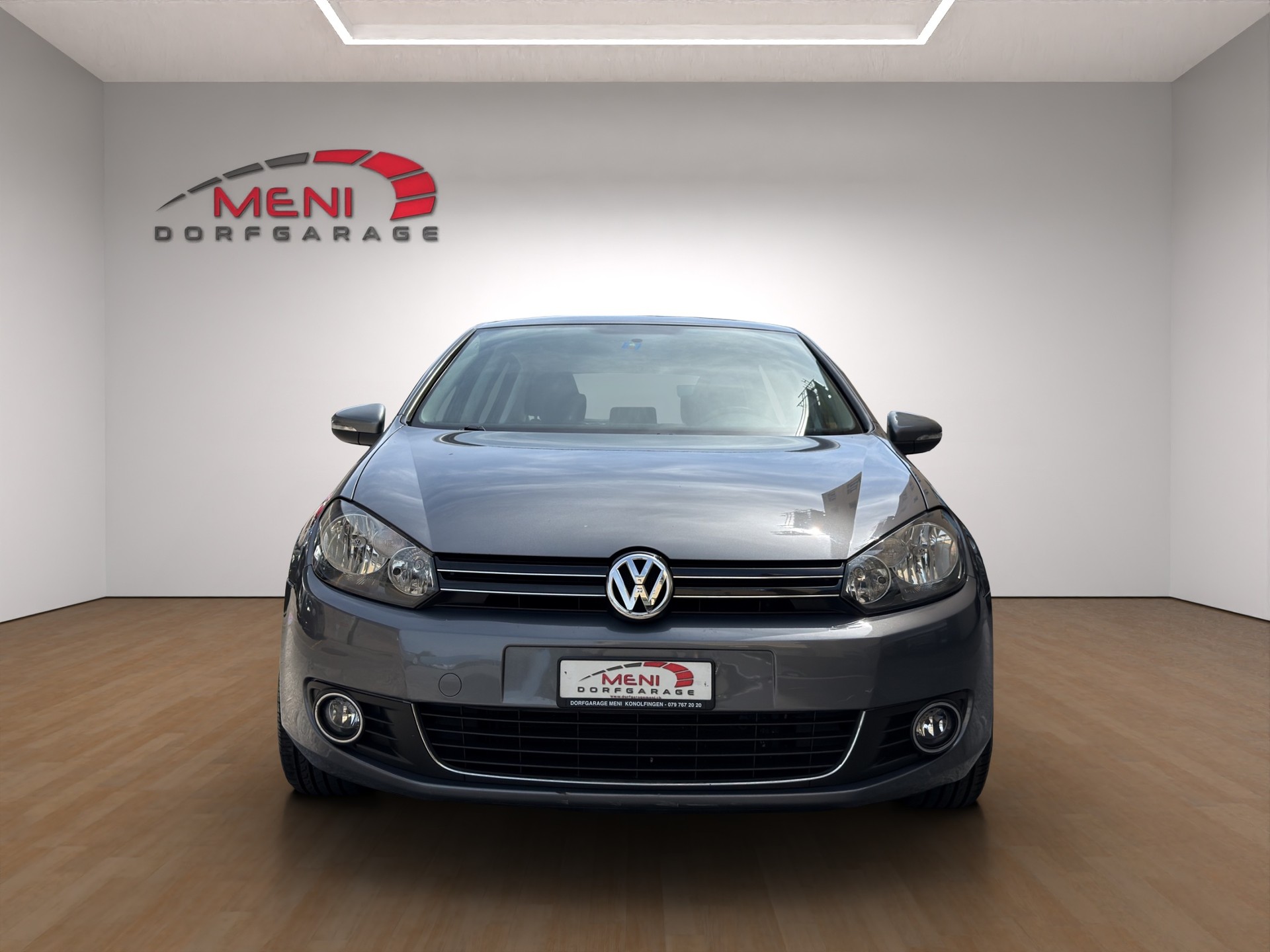 VW Golf 2.0 TDI Highline 4Motion-image-1