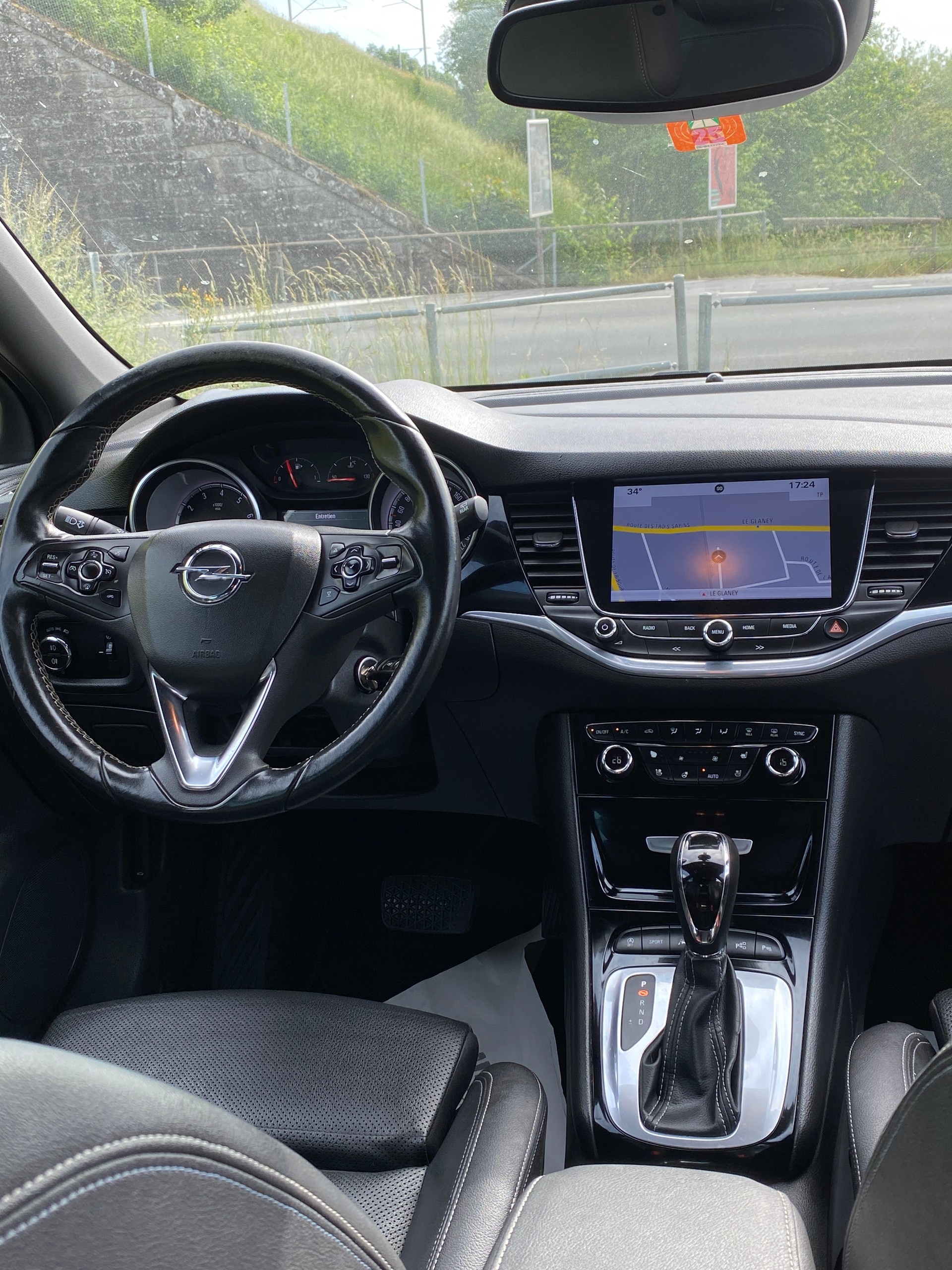 OPEL Astra 1.4i Turbo Excellence Automatic-image-11