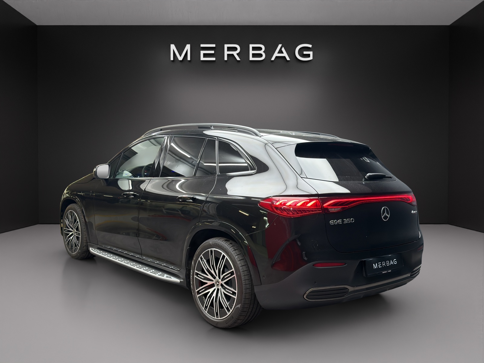 MERCEDES-BENZ EQE 350 4MATIC "Excellence Edition"-image-3