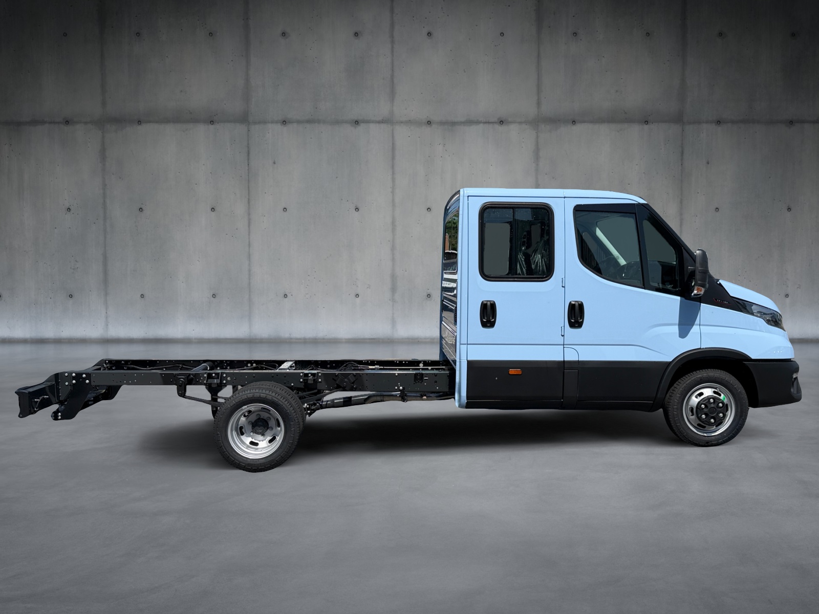 IVECO Daily 35C18H-image-5