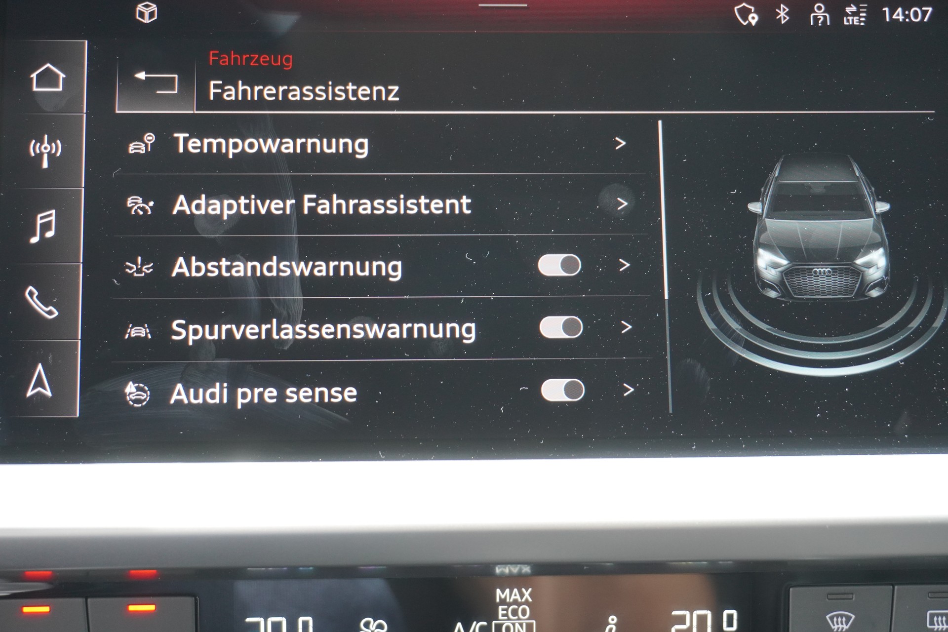 AUDI A3 Sportback 35 TFSI Attraction S-tronic S-LINE!!!-image-26