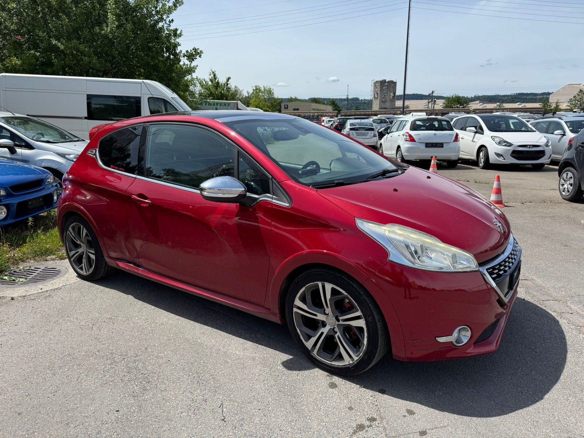 PEUGEOT 208 1.6 Turbo GTi-image-1