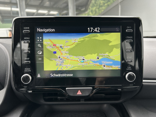 TOYOTA Yaris Cr. 1.5 Trend AWD A-image-10