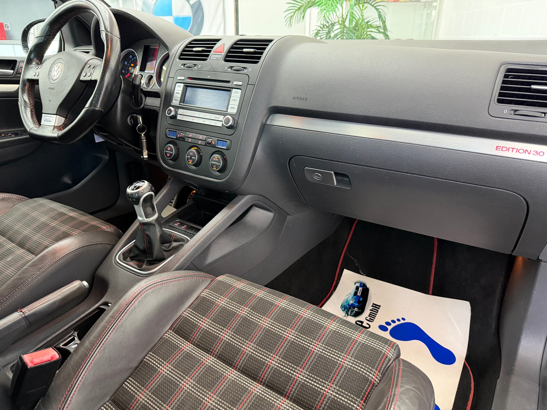 VW Golf 2.0 TFSI GTI Edition 30 ⭐️-image-14