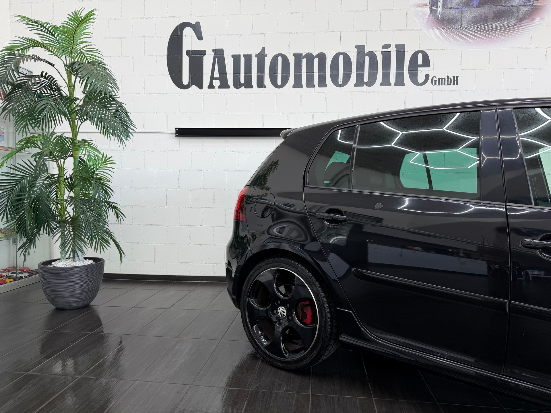 VW Golf 2.0 TFSI GTI Edition 30 ⭐️-showroom-element-2